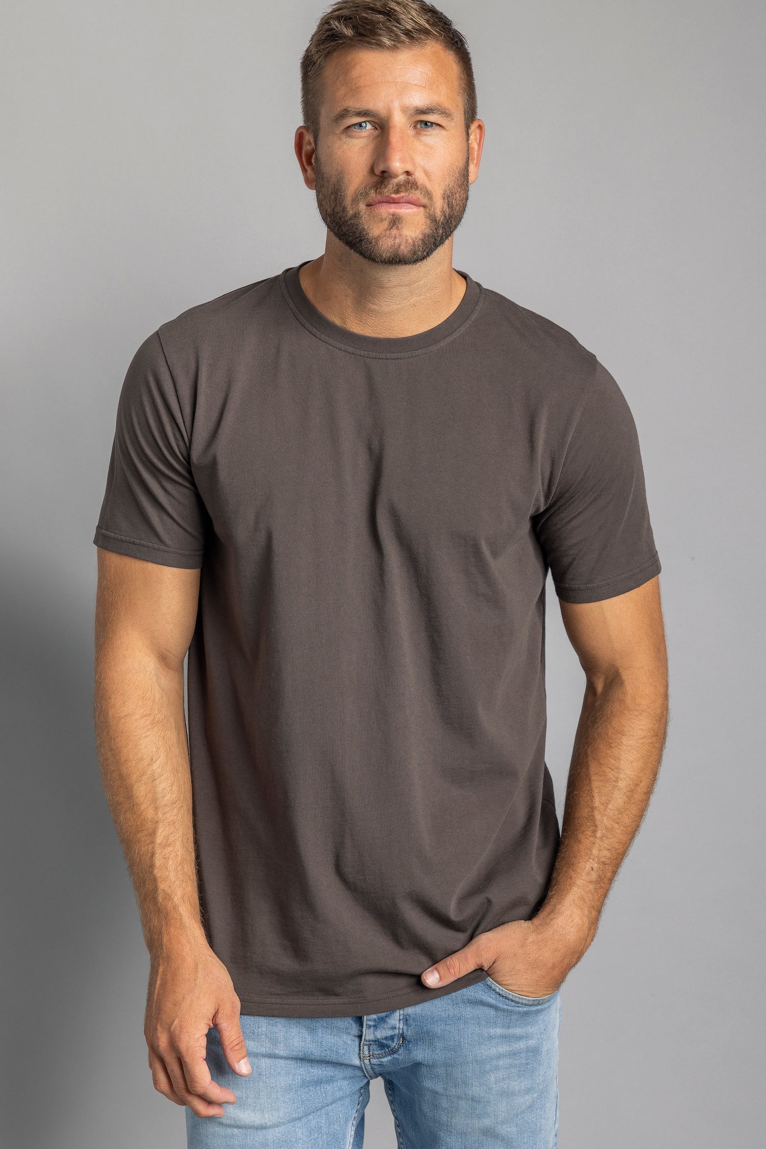 T-Shirt Vierge Premium SLIM, Châtaigne