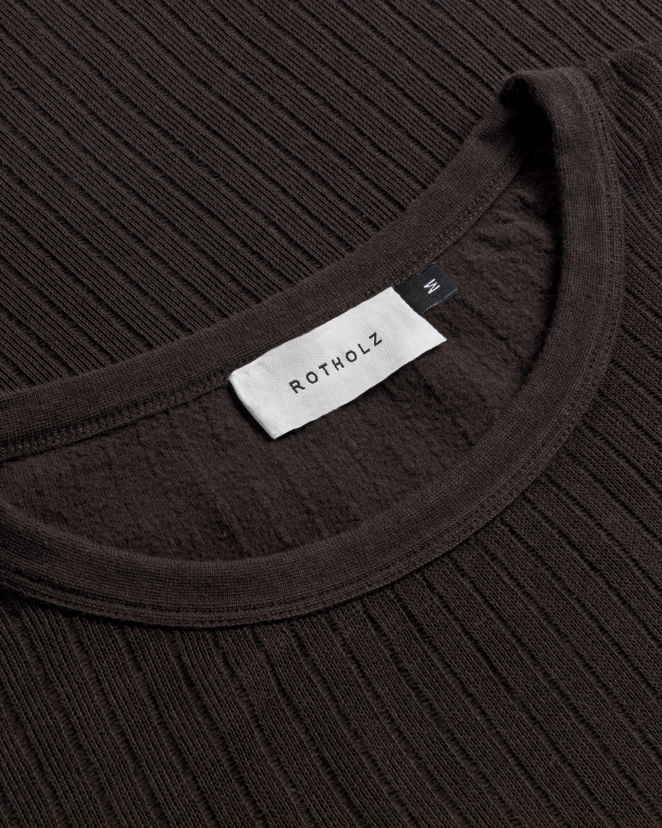 Braunes Langarmshirt Oversize aus Bio-Baumwolle von Rotholz