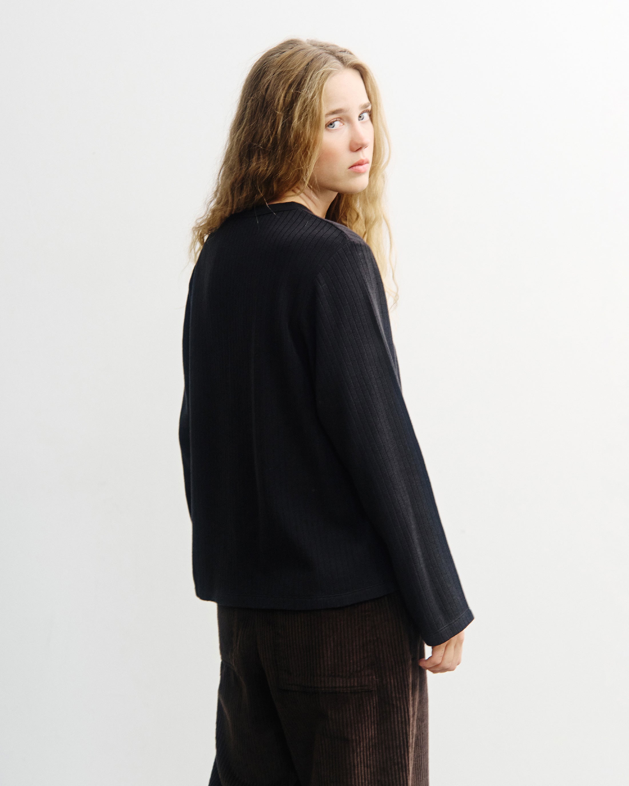 Schwarzes Langarmshirt Oversize aus Bio-Baumwolle von Rotholz