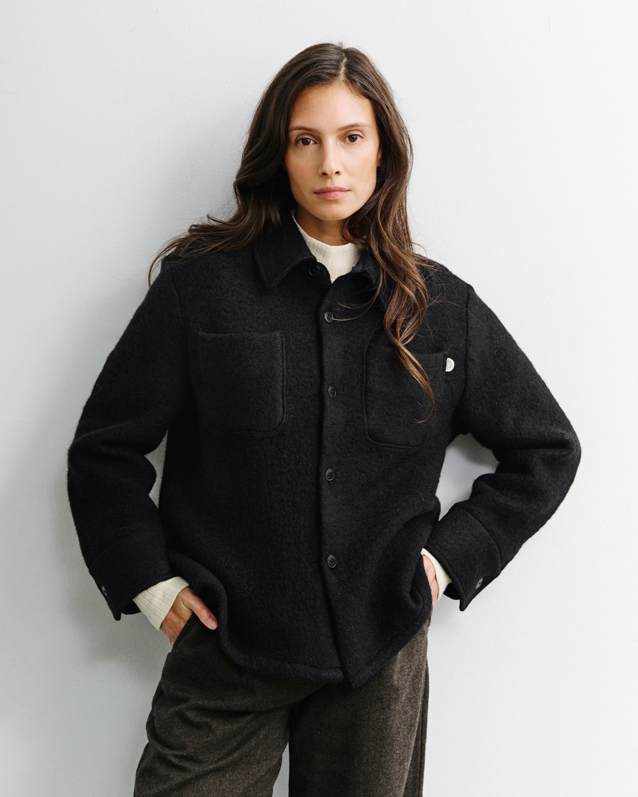 Schwarzes Hemd Overshirt aus Bio-Wolle von Rotholz