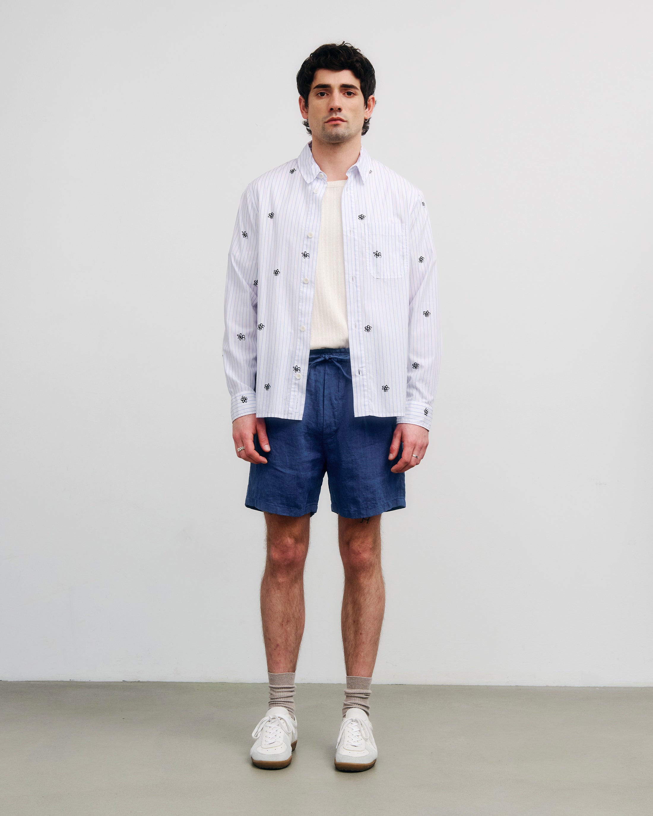 Short bleu en coton biologique par Rotholz