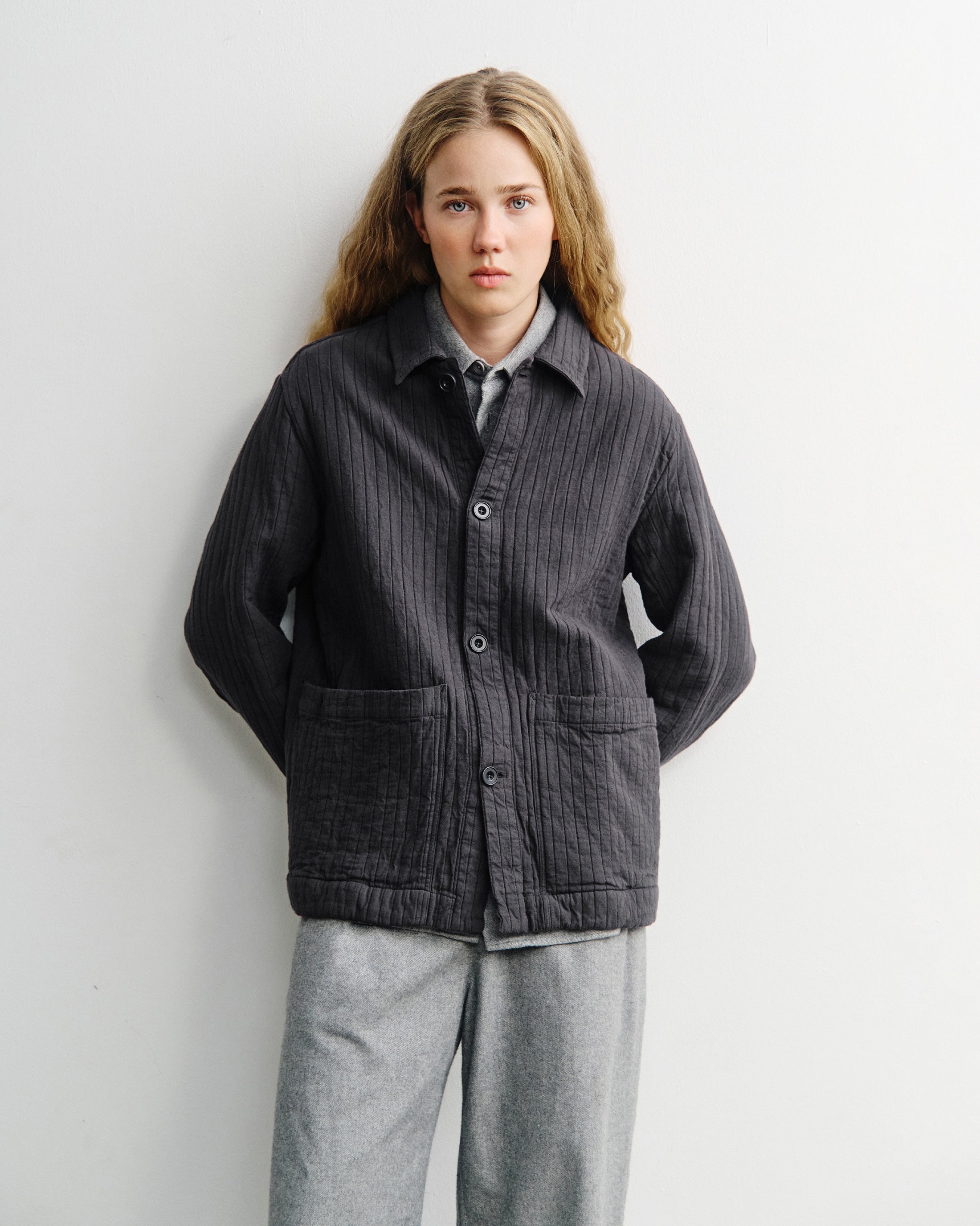 Dunkelgraue Jacke Workwear gerippt aus Bio-Baumwolle von Rotholz