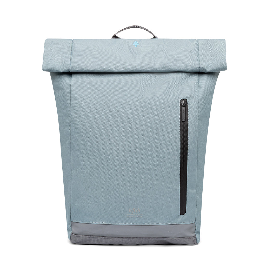 Hell-blauer Rucksack Roll Reflective (19l) aus recycelten PET-Plastikflaschen von Lefrik