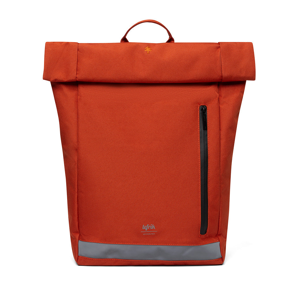 Roter Rucksack Roll Reflective (19l) aus recycelten PET-Plastikflaschen von Lefrik