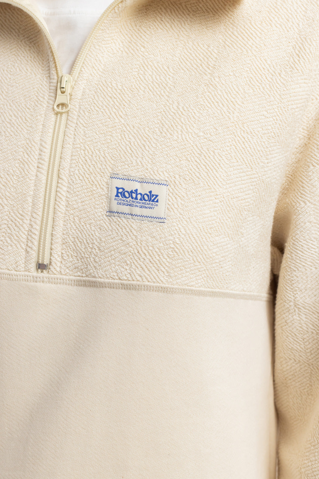 Weisses Sweatshirt Divided aus 100% Bio-Baumwolle von Rotholz