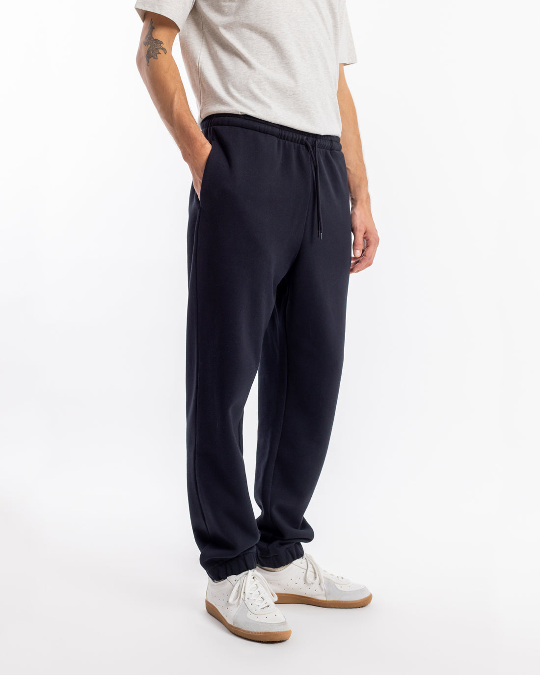 Pantalon de jogging noir à logo en coton biologique par Rotholz