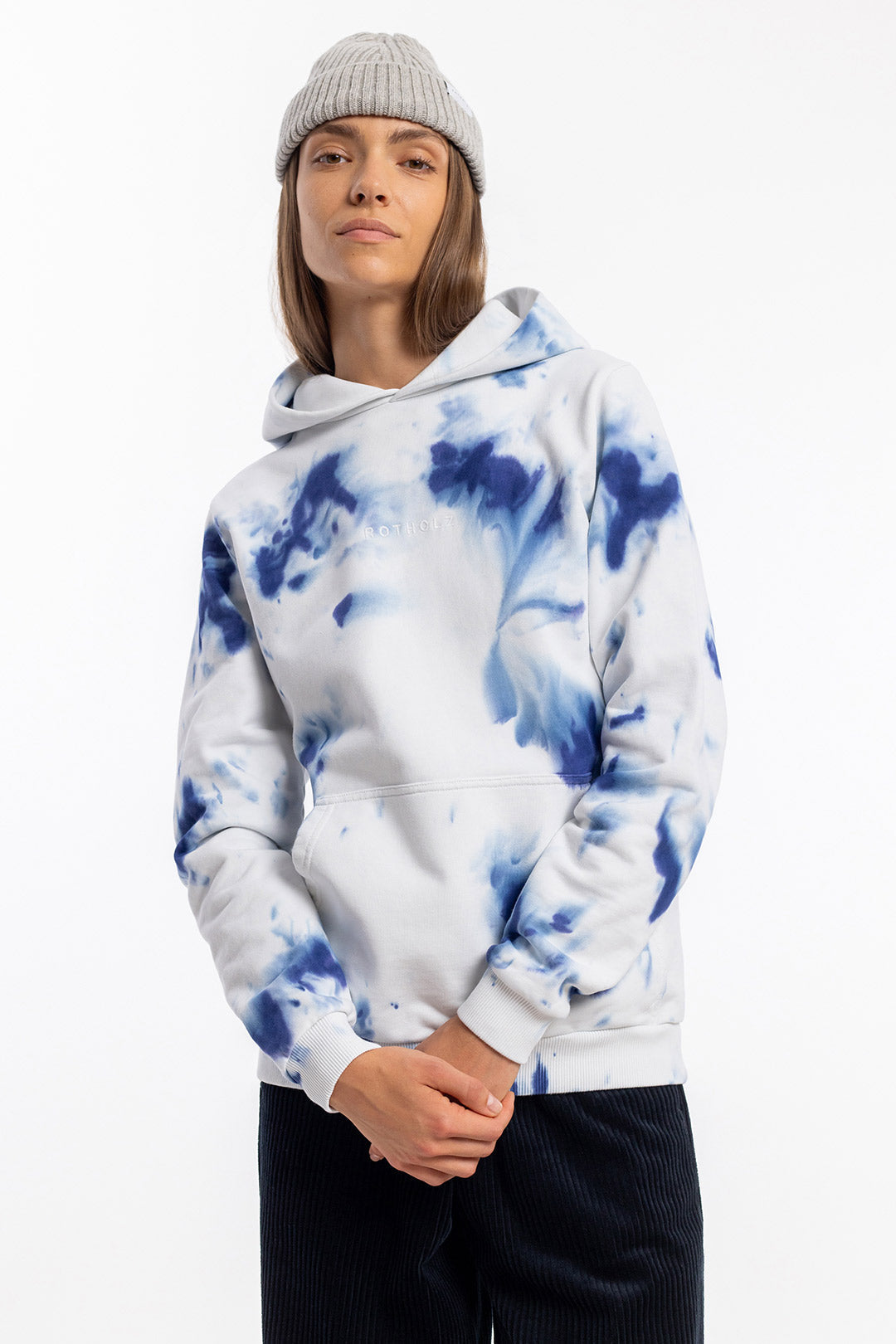 Batik hoodie made from 100% organic cotton from Rotholz
