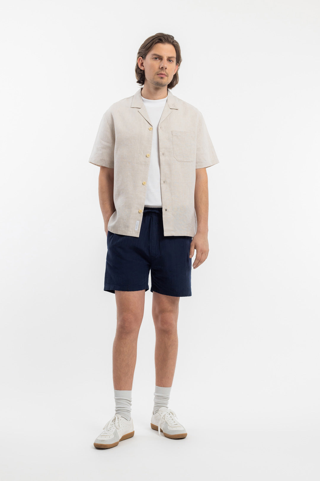 White Bowling shirt made from organic cotton &amp; linen by Rotholz