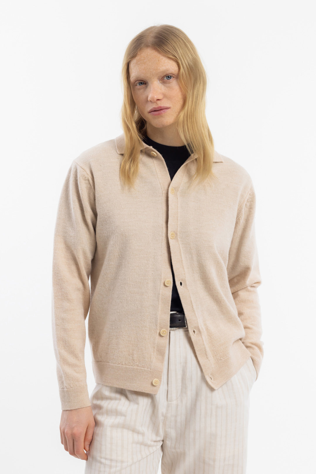 Sand-colored knitted shirt made of merino wool by Rotholz