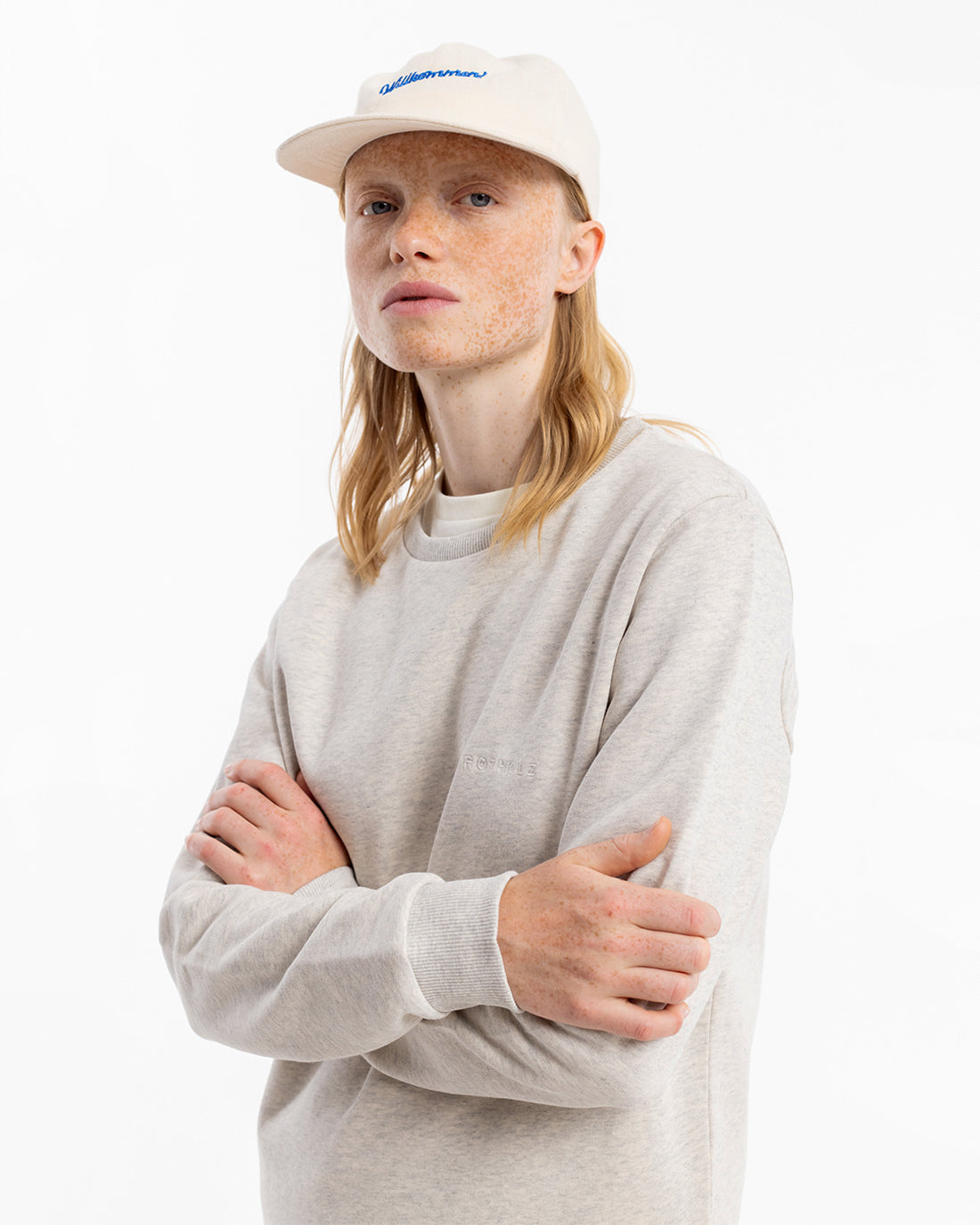 Light gray sweater logo made of organic cotton from Rotholz