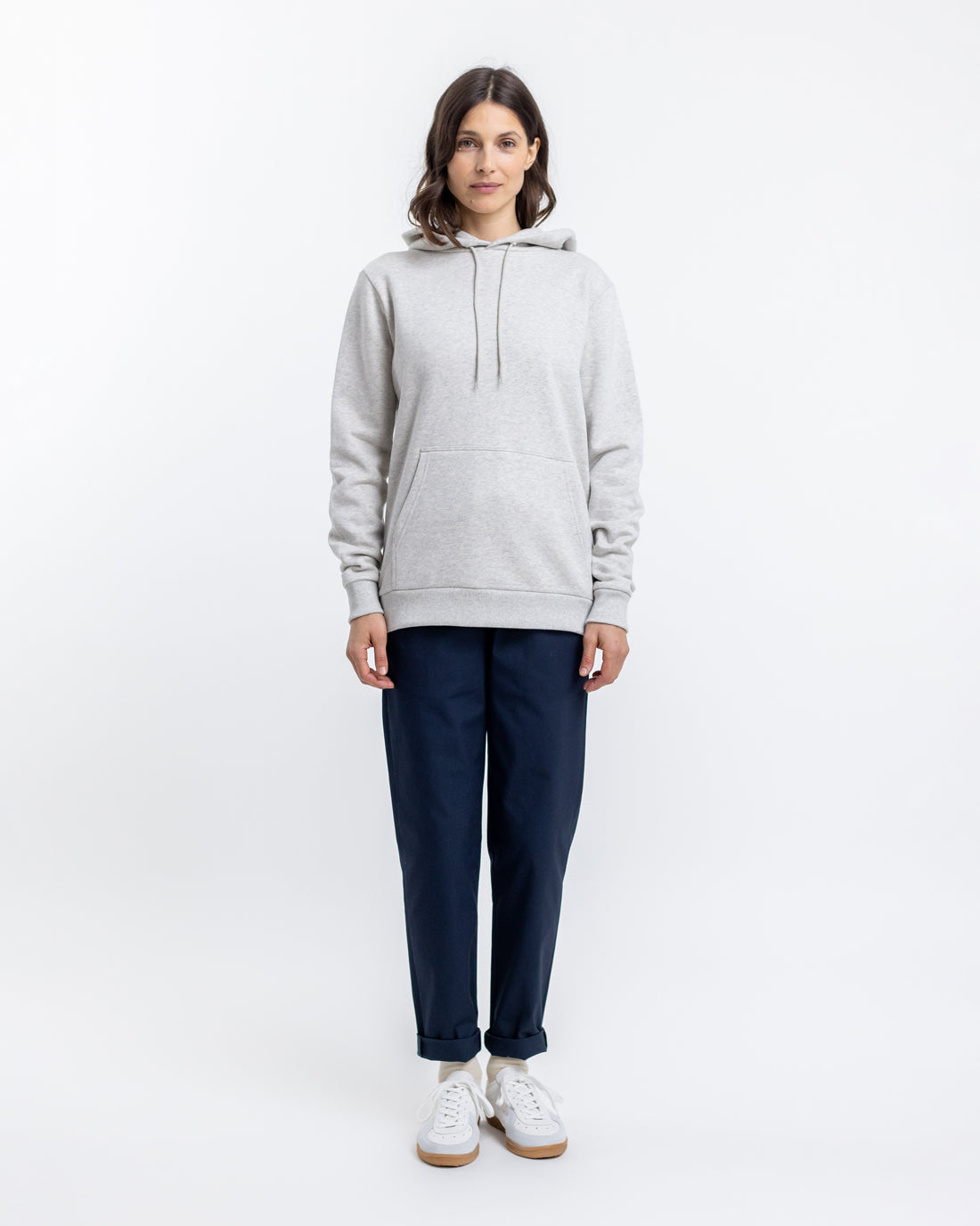 Light gray hoodie logo made of 100% organic cotton from Rotholz