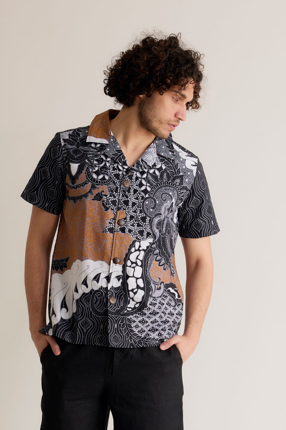 Buntes Hemd Spindrift Batik aus 100% Bio-Baumwolle von Komodo
