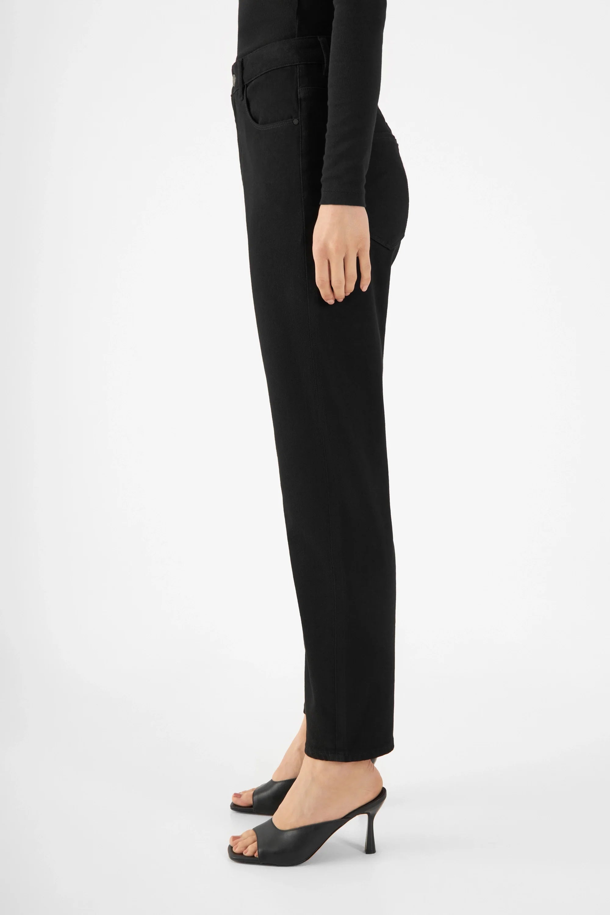 Schwarze Jeans Satardus O-Shape aus Bio-Baumwolle von Dawn Denim