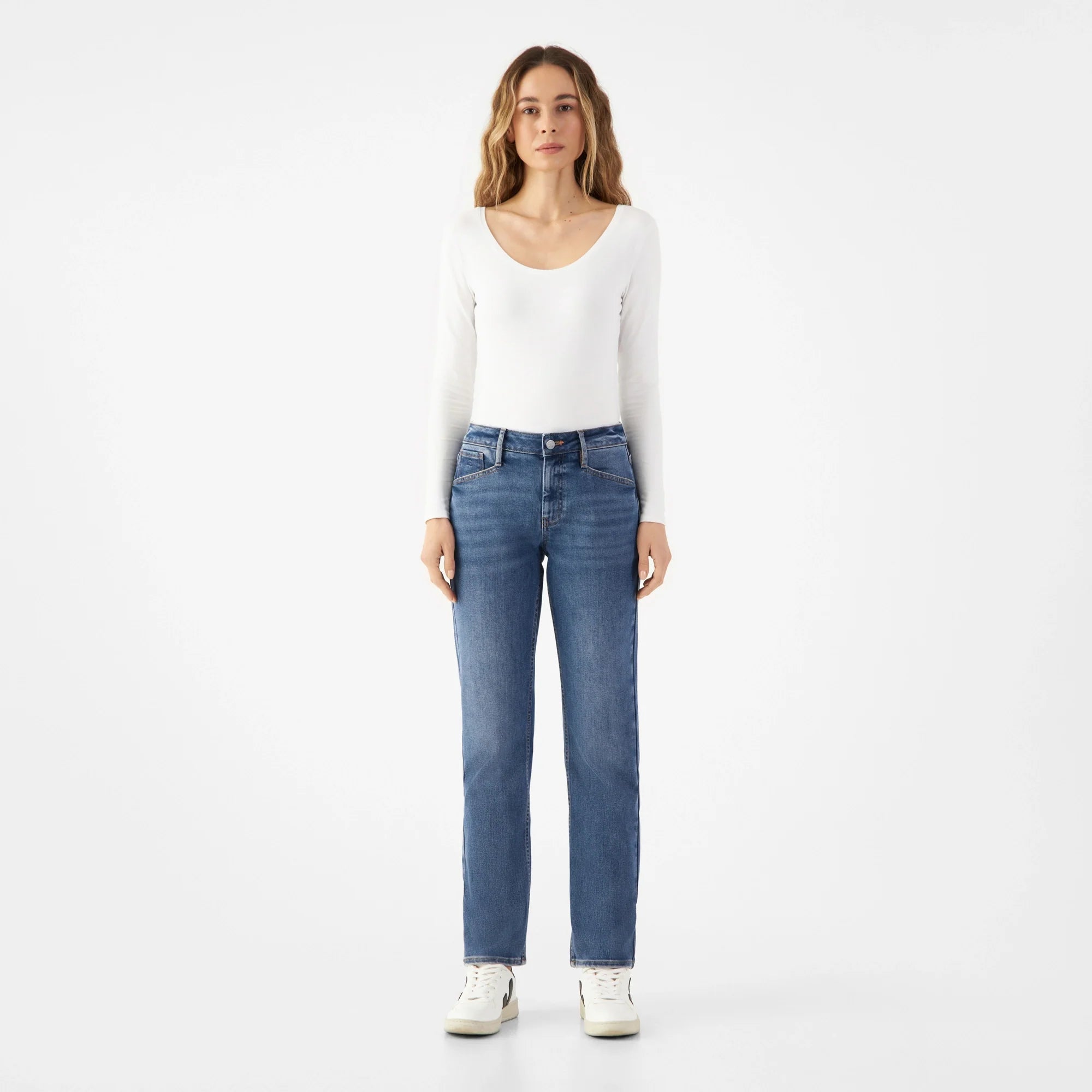 Hellblau Jeans Sunset Regular Slim aus Lyocell Tencel von Dawn Denim