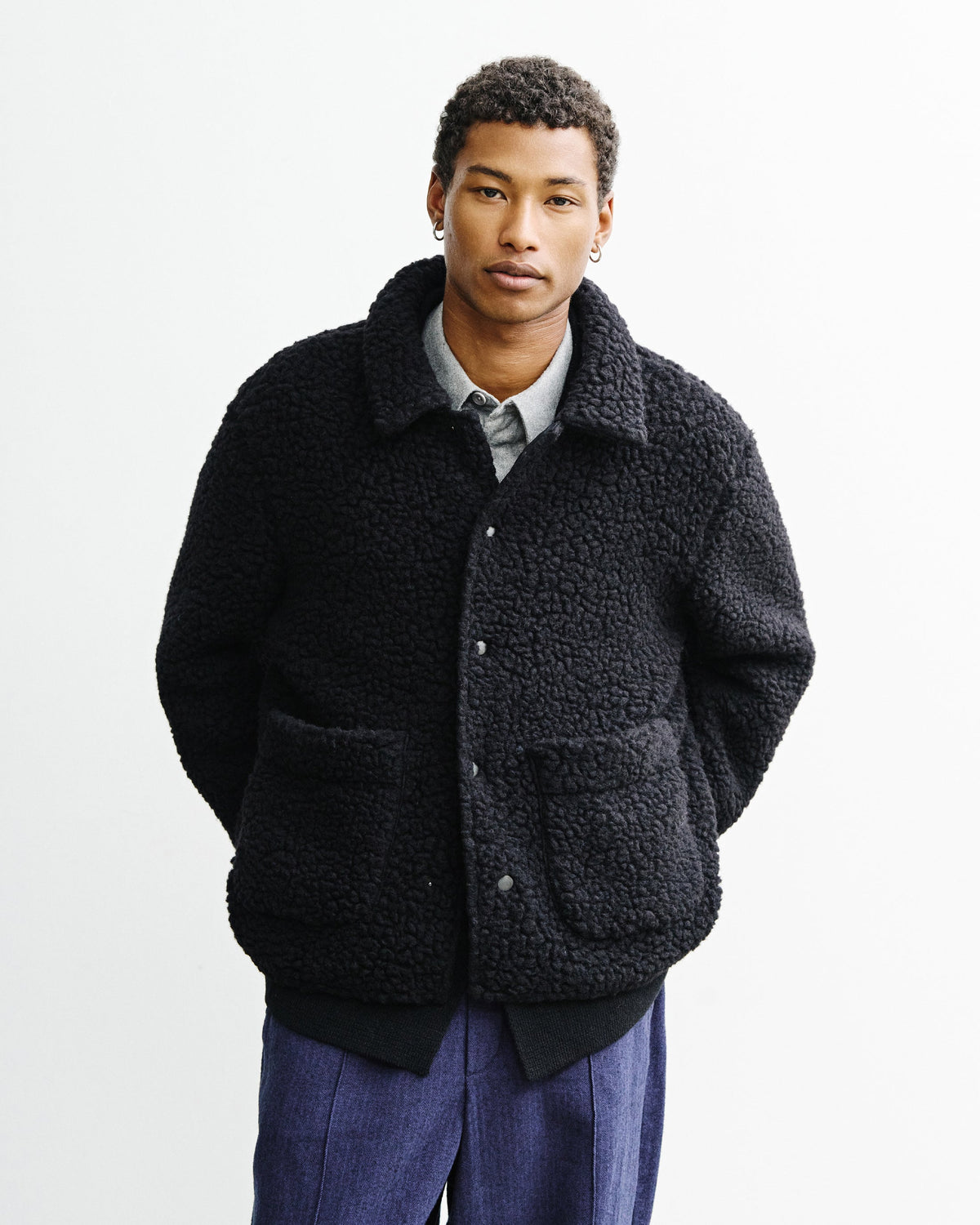 Sherpa Jacke aus Bio Wolle in Schwarz von Rotholz