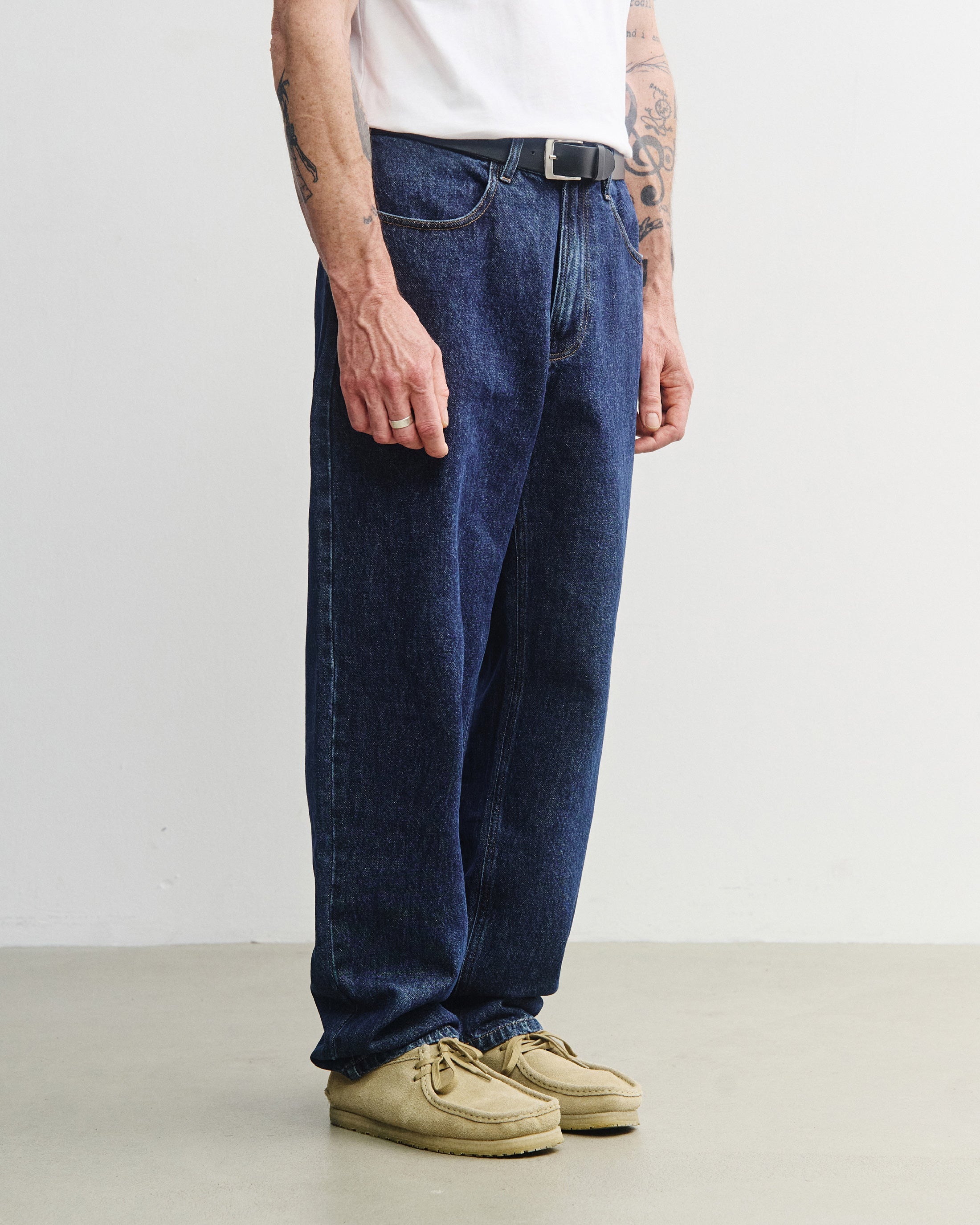 Dunkelblaue Jeans Straight Leg aus 100% Bio-Baumwolle von Rotholz