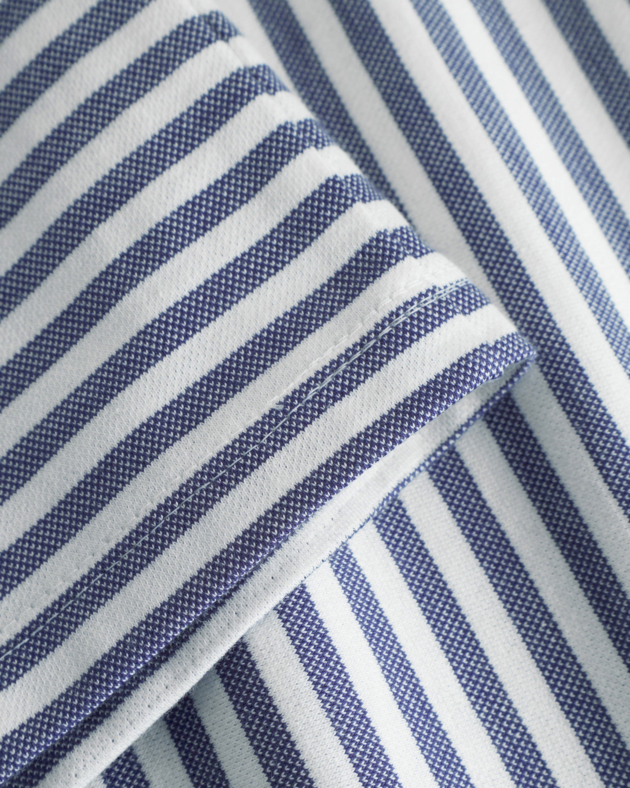 Blaues gestreiftes T-Shirt aus Bio-Baumwolle von Rotholz