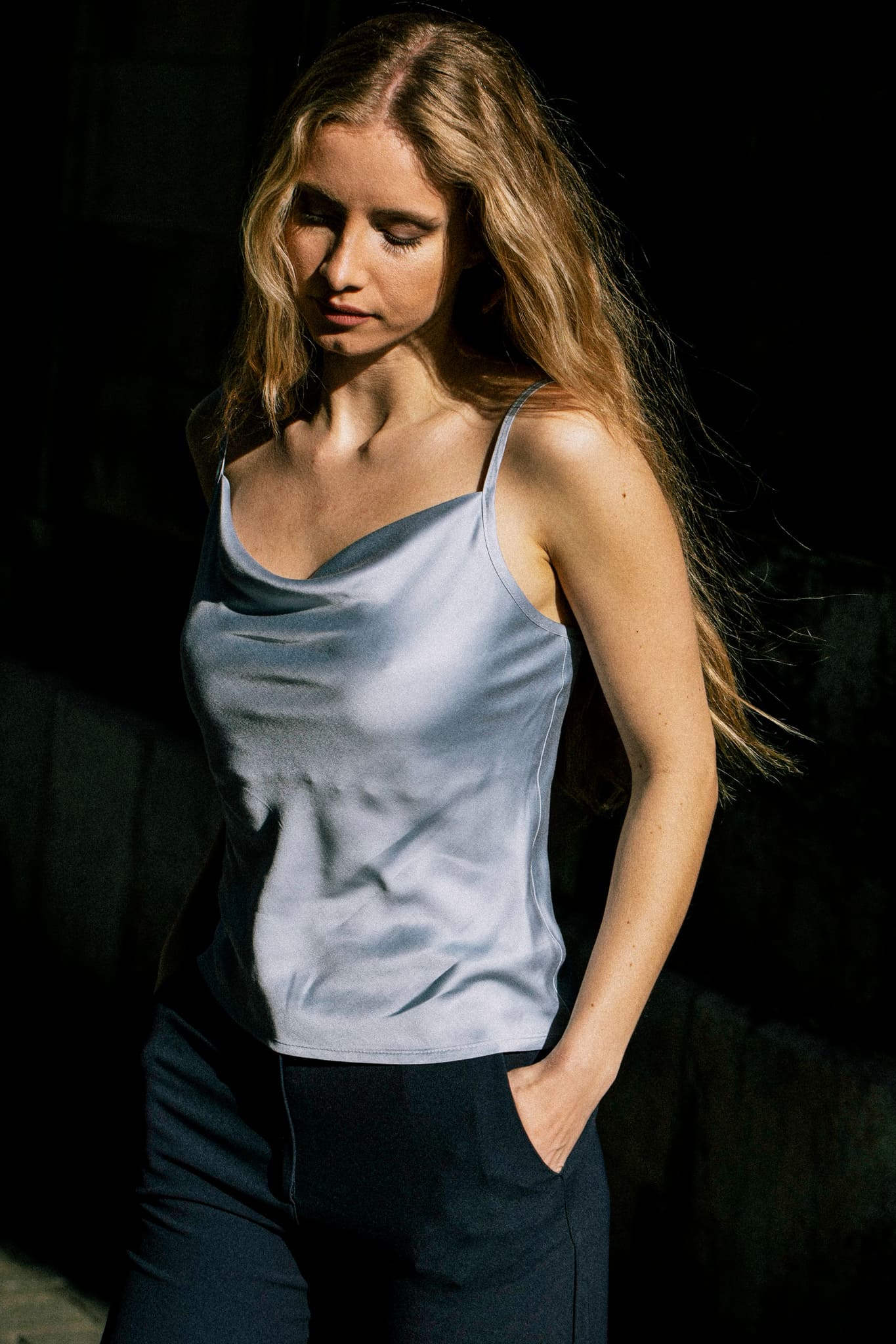 Blaues Top Narcisse aus 100% Tencel von Avani