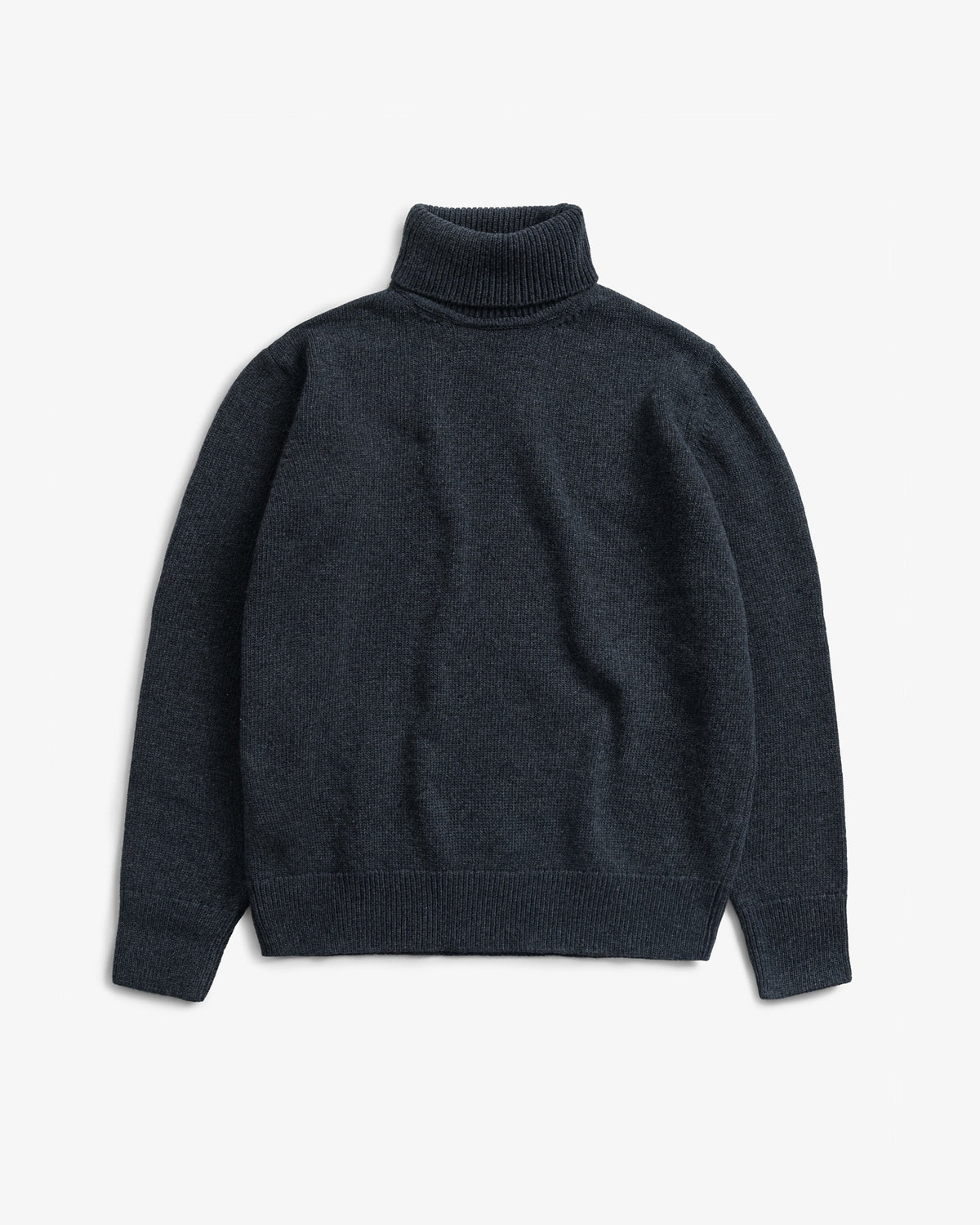 Grauer Pullover Rollkragen aus 100% recycelter Merinowolle von Rotholz