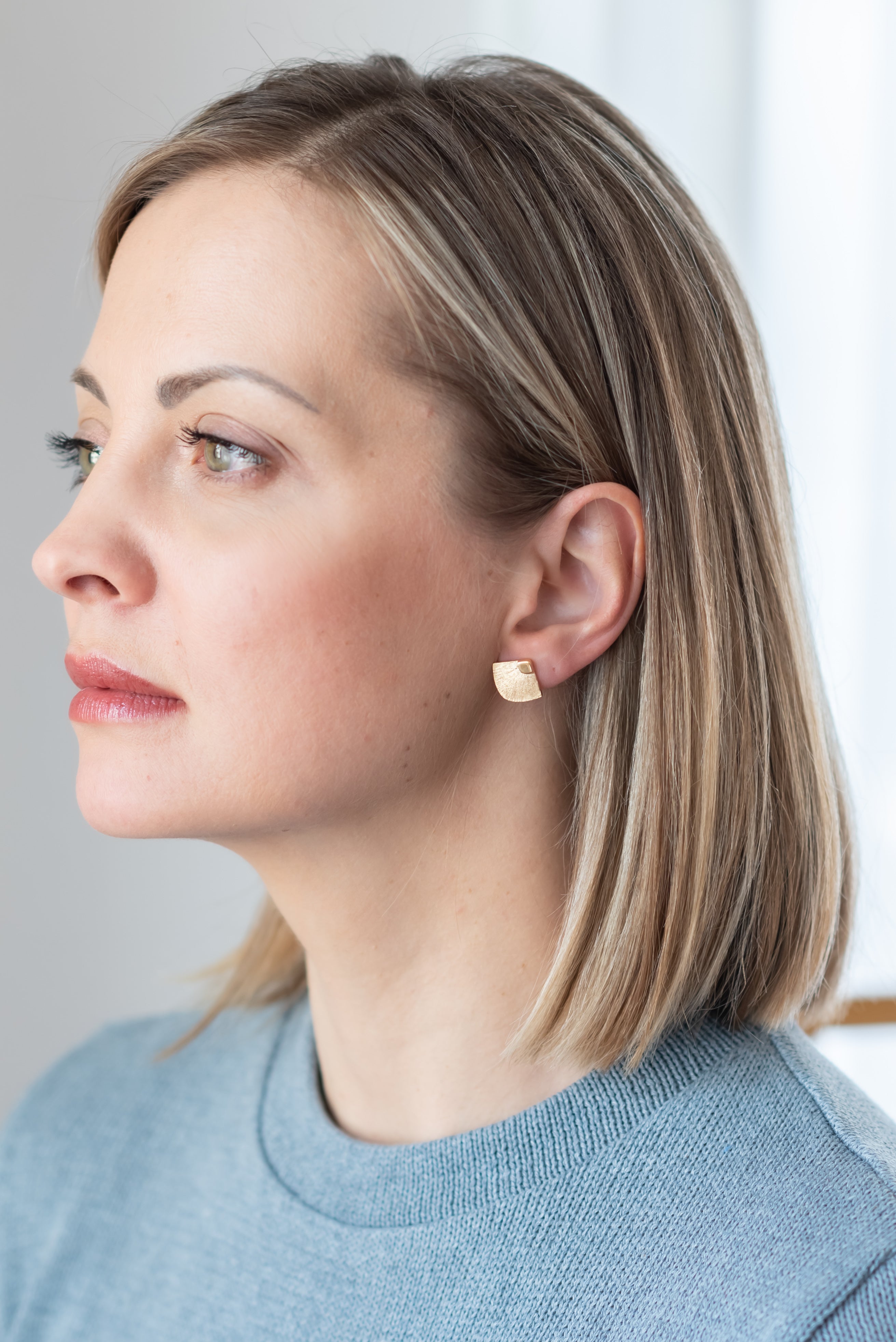 Ventagli Abanicos silver stud earrings by V Design Lab
