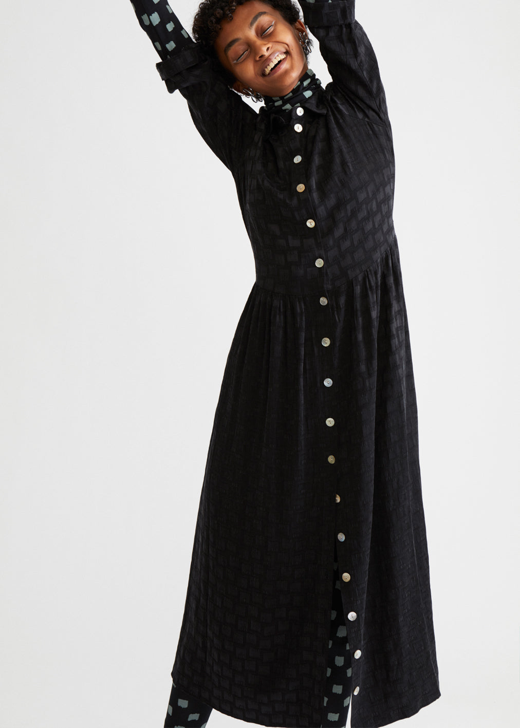 Irina Shirtdress Black Square made of Ecovero and Cupro by Komana