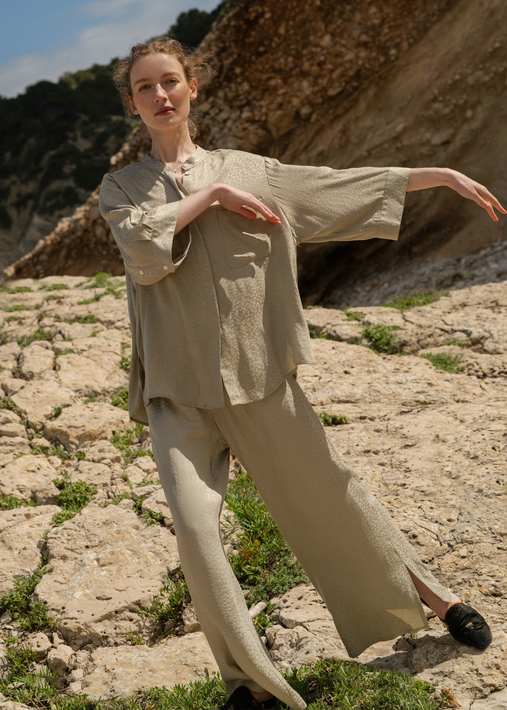 Chemisier Serene Jade Leopard Jacquard de Komana