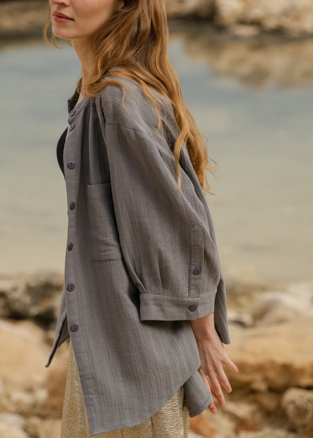 Chemise grise Serene en mousseline 100% coton bio de Komana