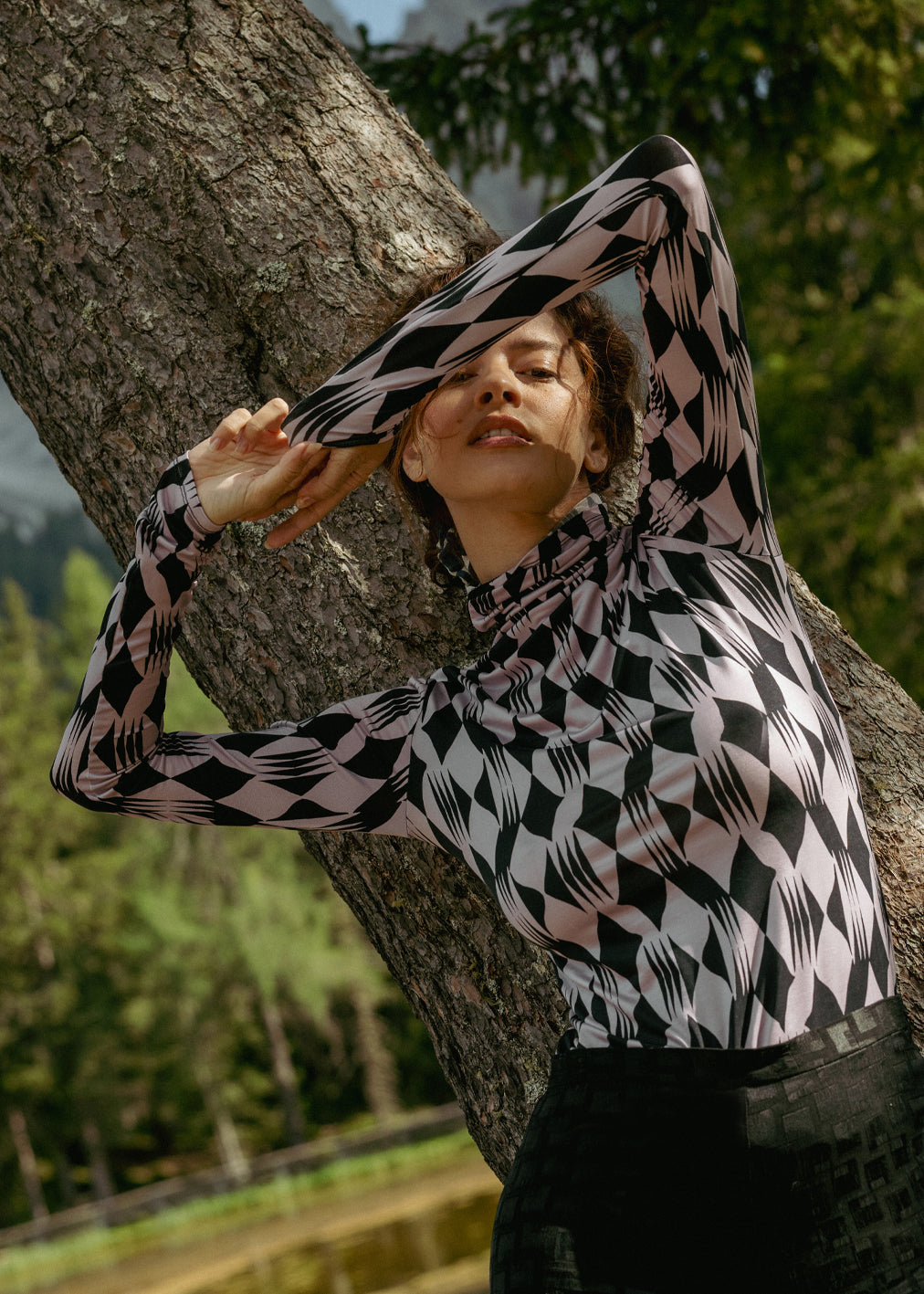 Cupro Spock Top Hotel Lila von KOMANA