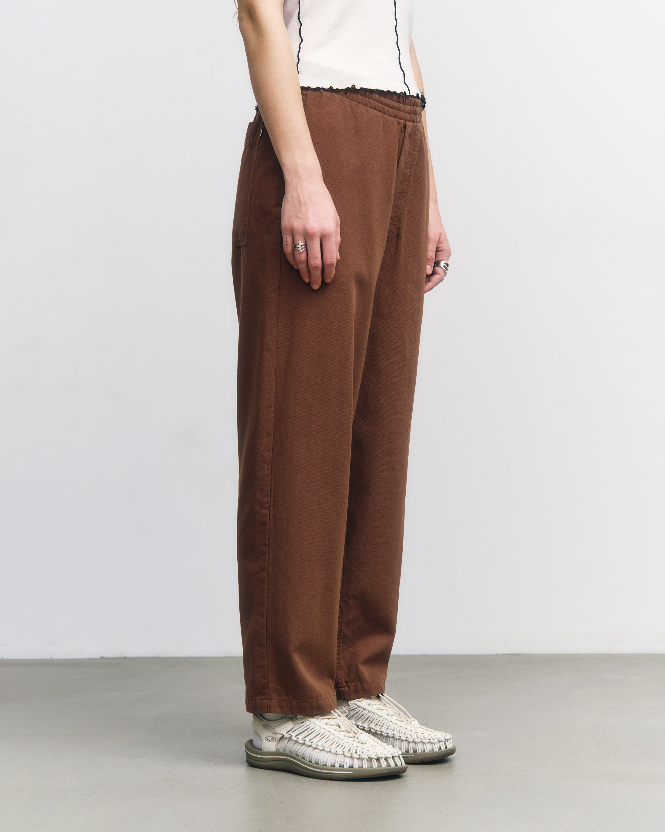 Brown organic cotton trousers by Rotholz
