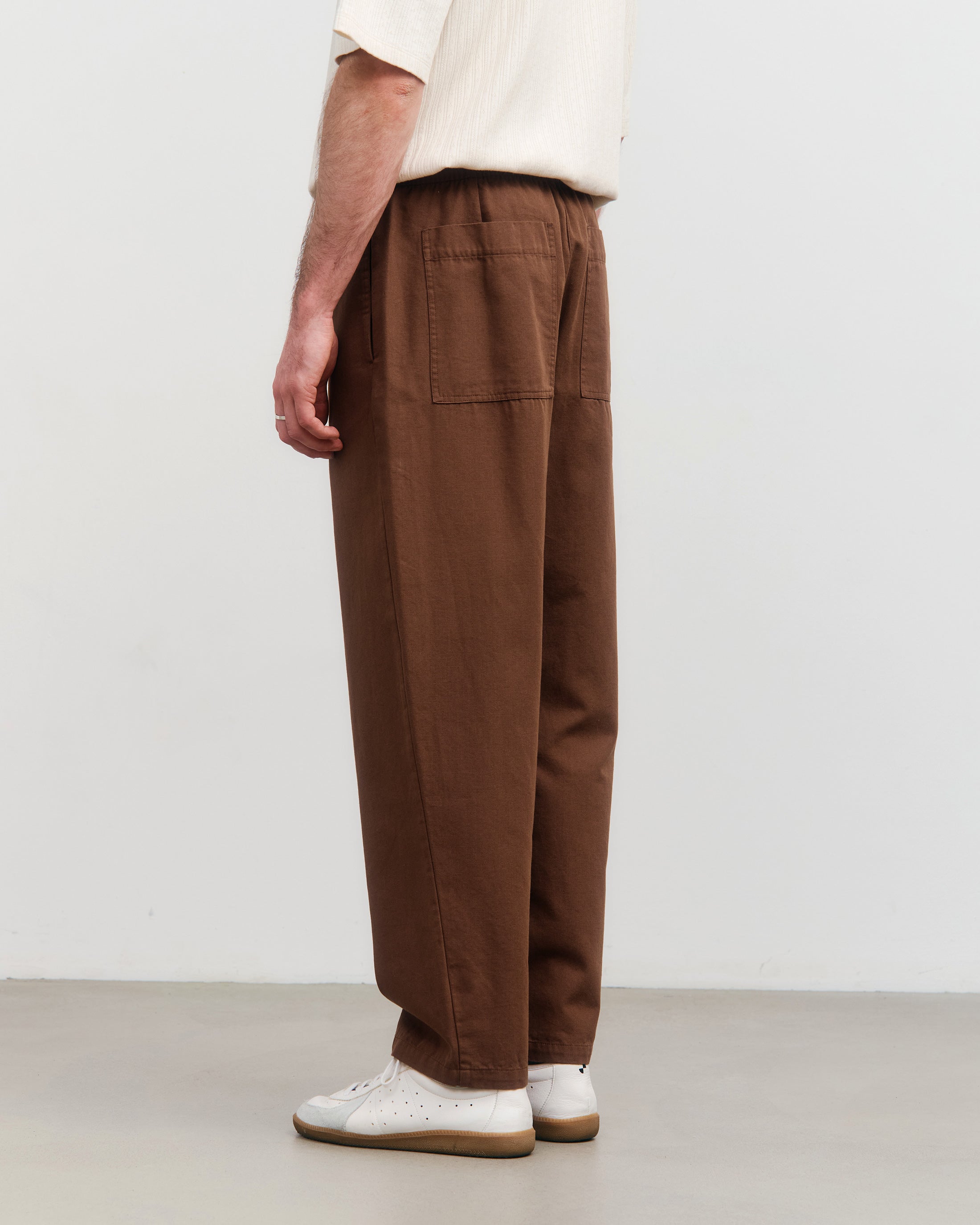 Brown organic cotton trousers by Rotholz
