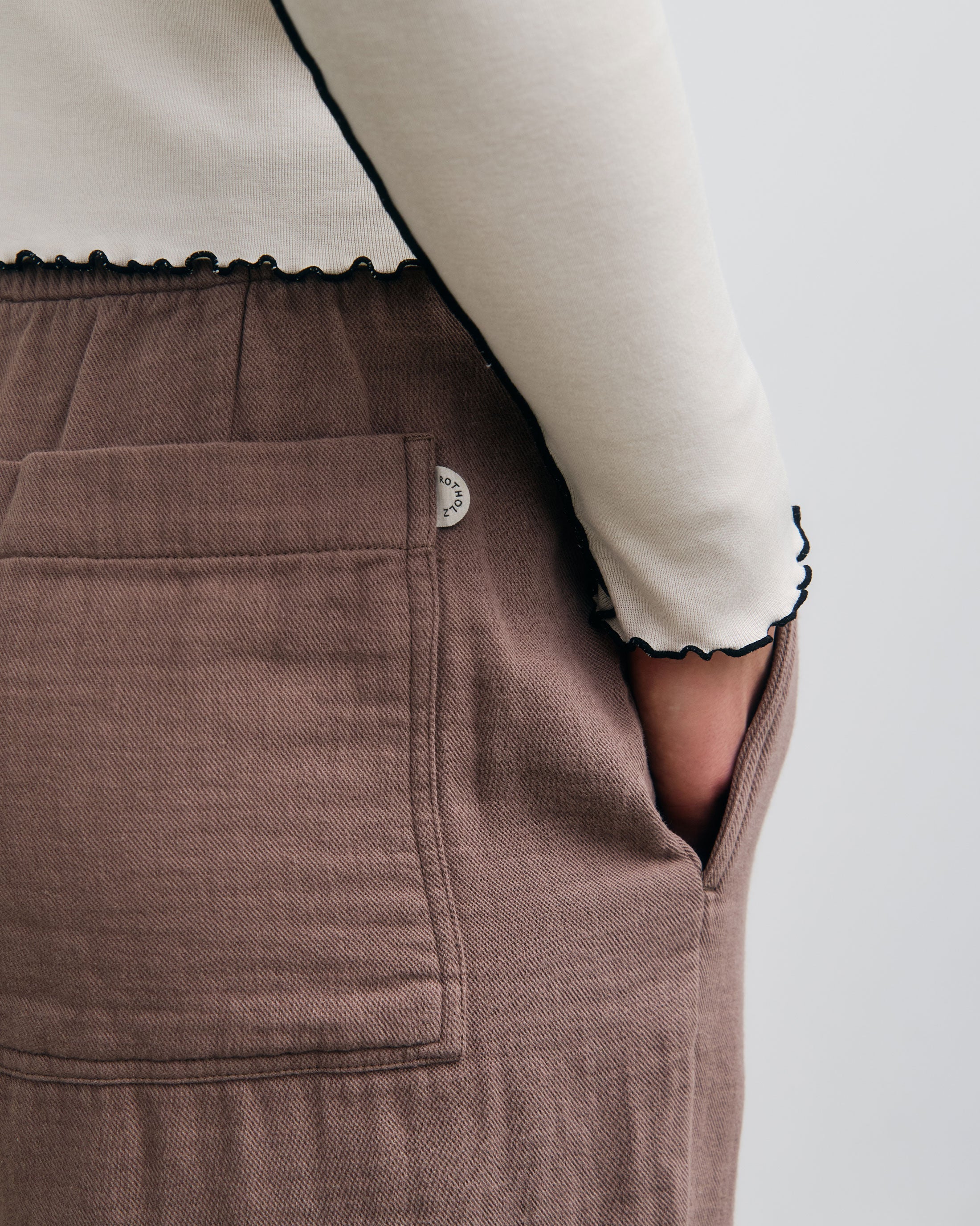 Braune Weite Hose aus 100% Bio- Baumwolle von Rotholz