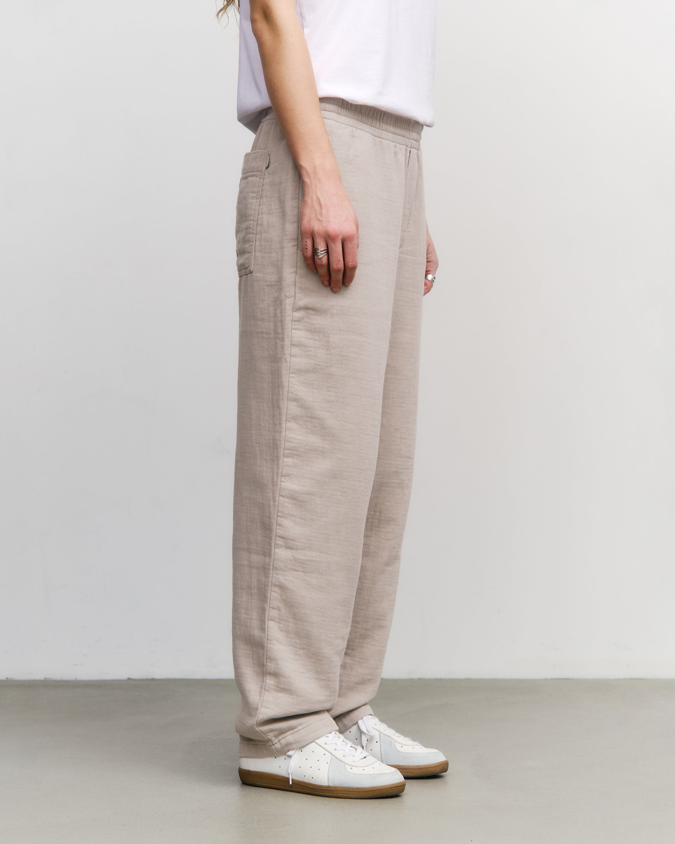 Beige wide trousers made from 100% organic cotton by Rotholz