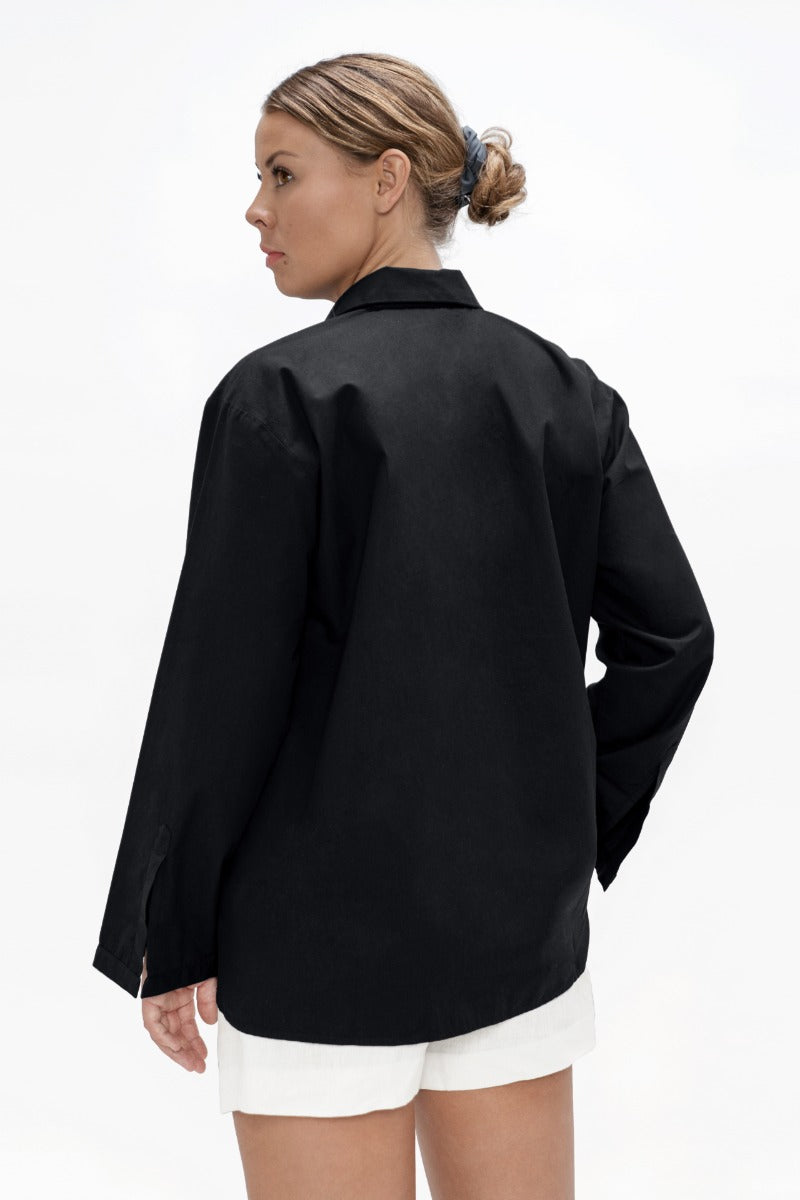 Black, wide-cut blouse Budapest BUD made of organic cotton by 1 People