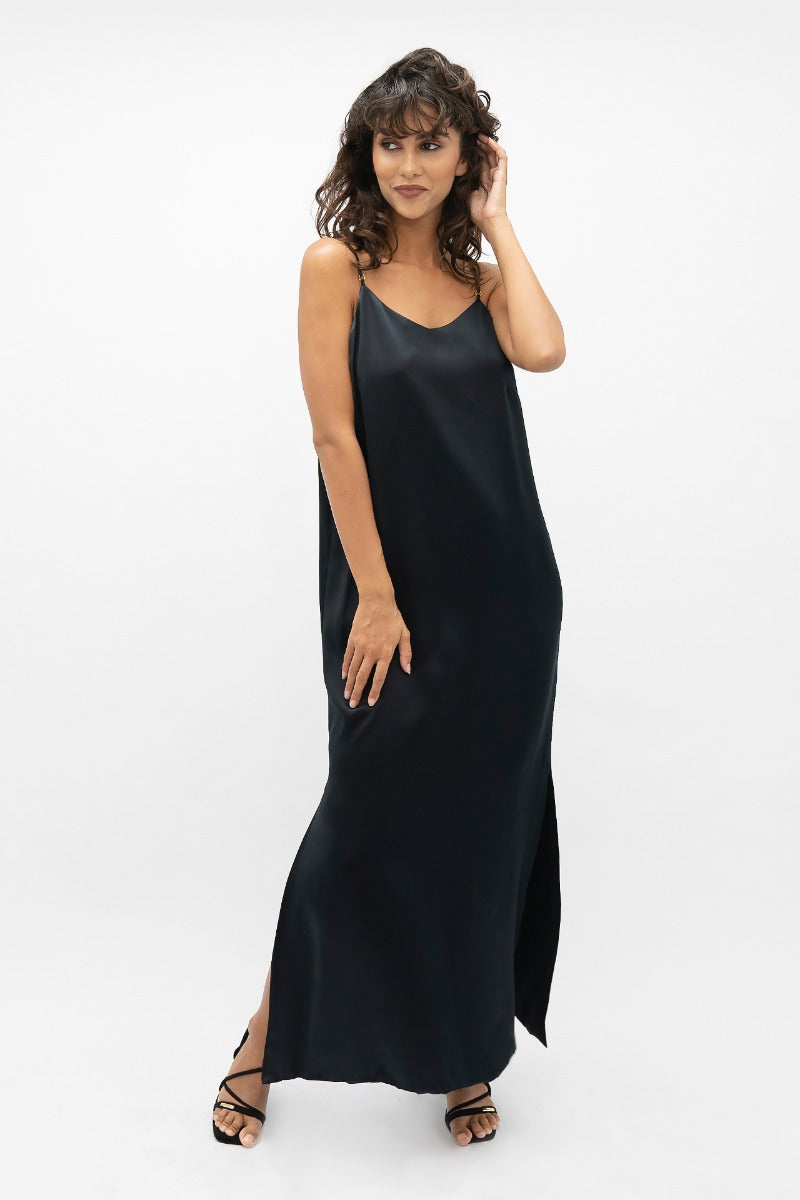 Black sleeveless dress Calabar CBQ made of 100% silk by 1 People