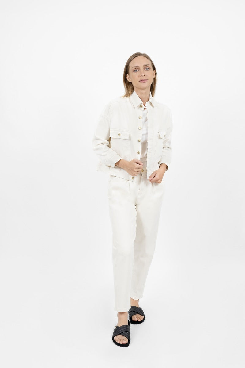 White denim jacket Arizona PHX made of organic cotton by 1 People
