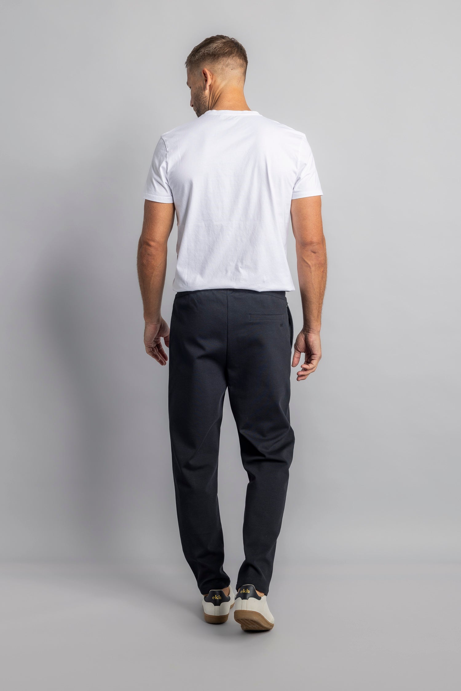 The Casual Pants aus Bio Baumwolle in grau von Dirts