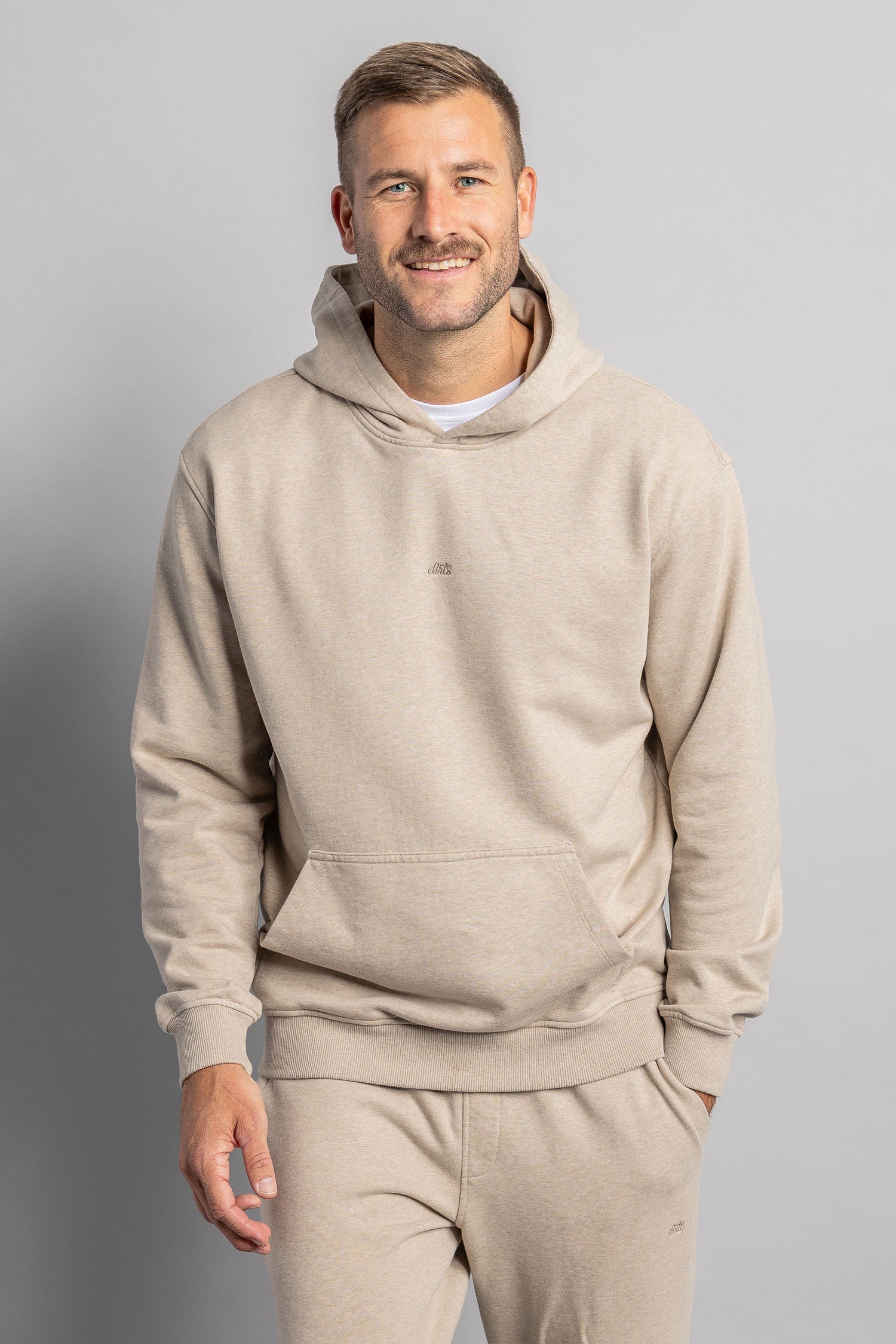 Classic Hoodie aus Bio Baumwolle von Dirts