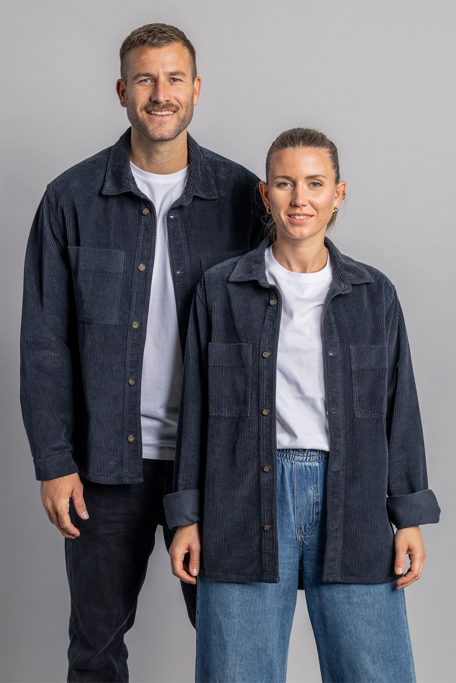 Cord Overshirt von Dirts aus Bio Baumwolle