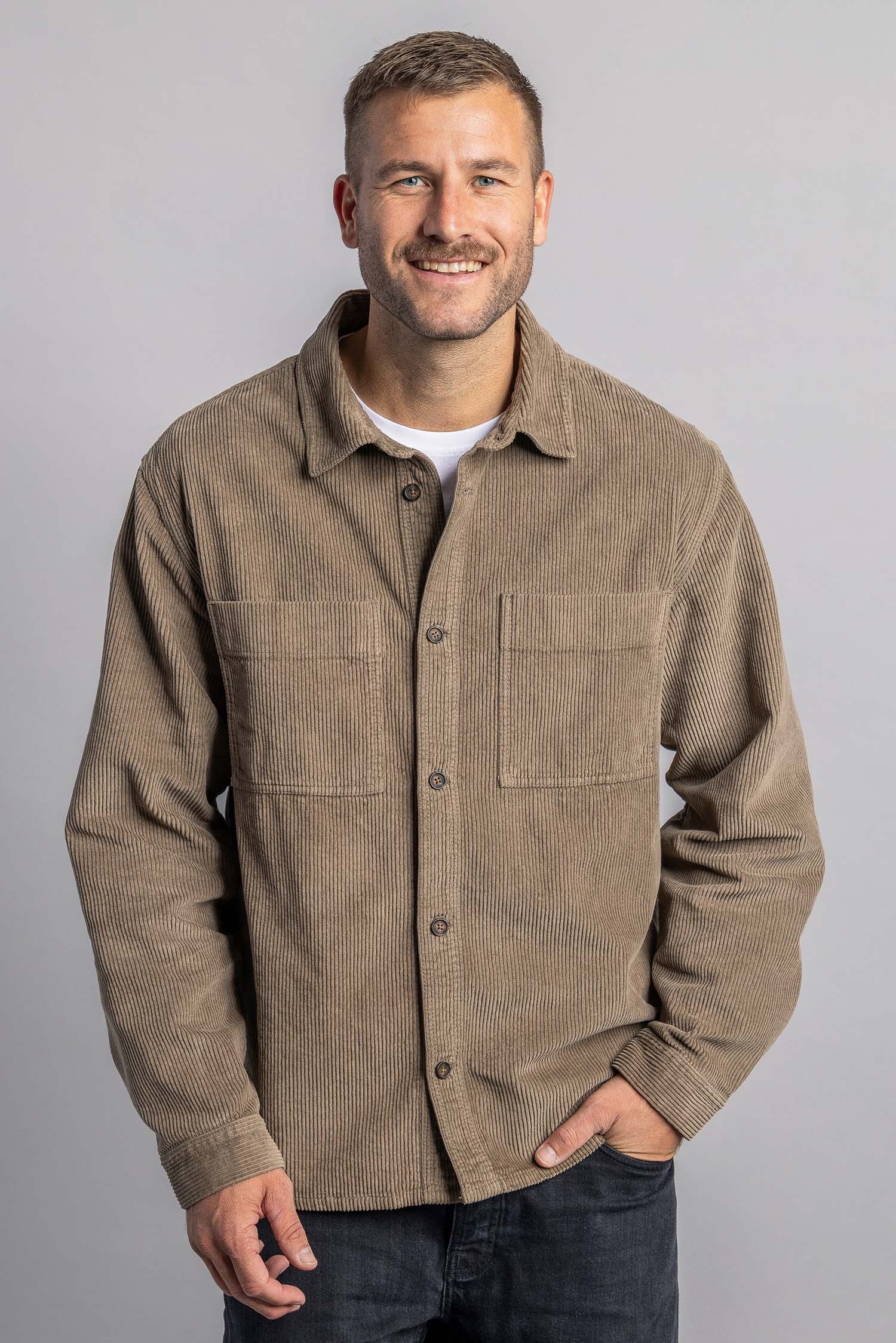 Cord Overshirt von Dirts aus Bio Baumwolle