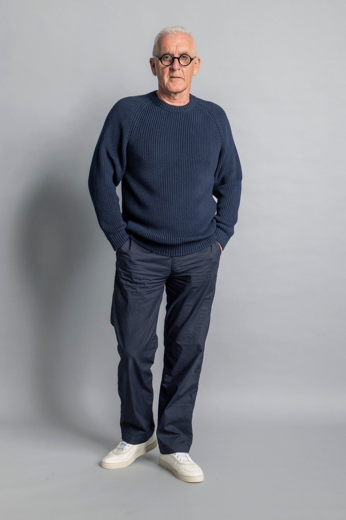 Heavy Knit Crewneck aus 100% Bio Baumwolle in blau von DIRTS