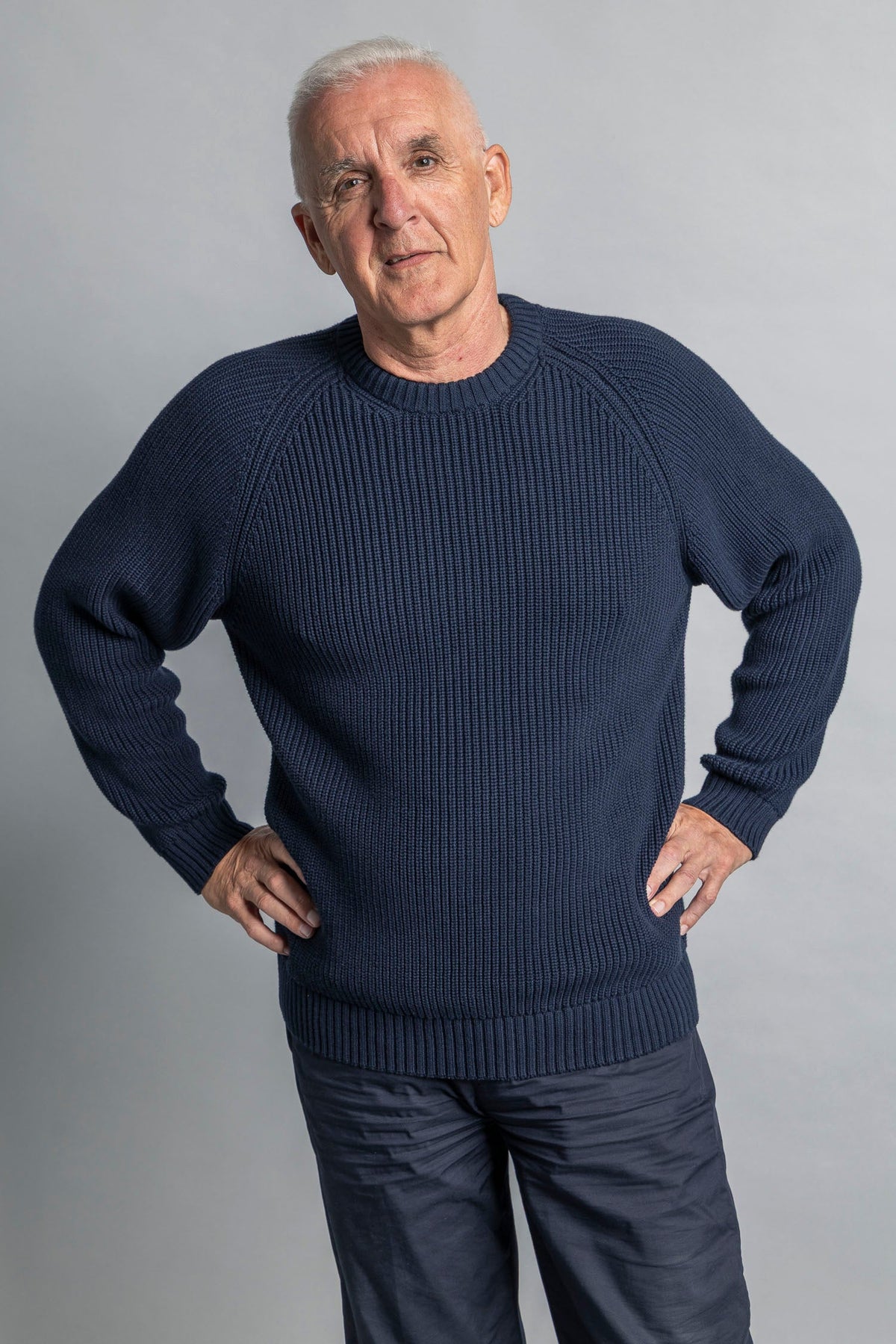 Heavy Knit Crewneck aus 100% Bio Baumwolle in blau von DIRTS