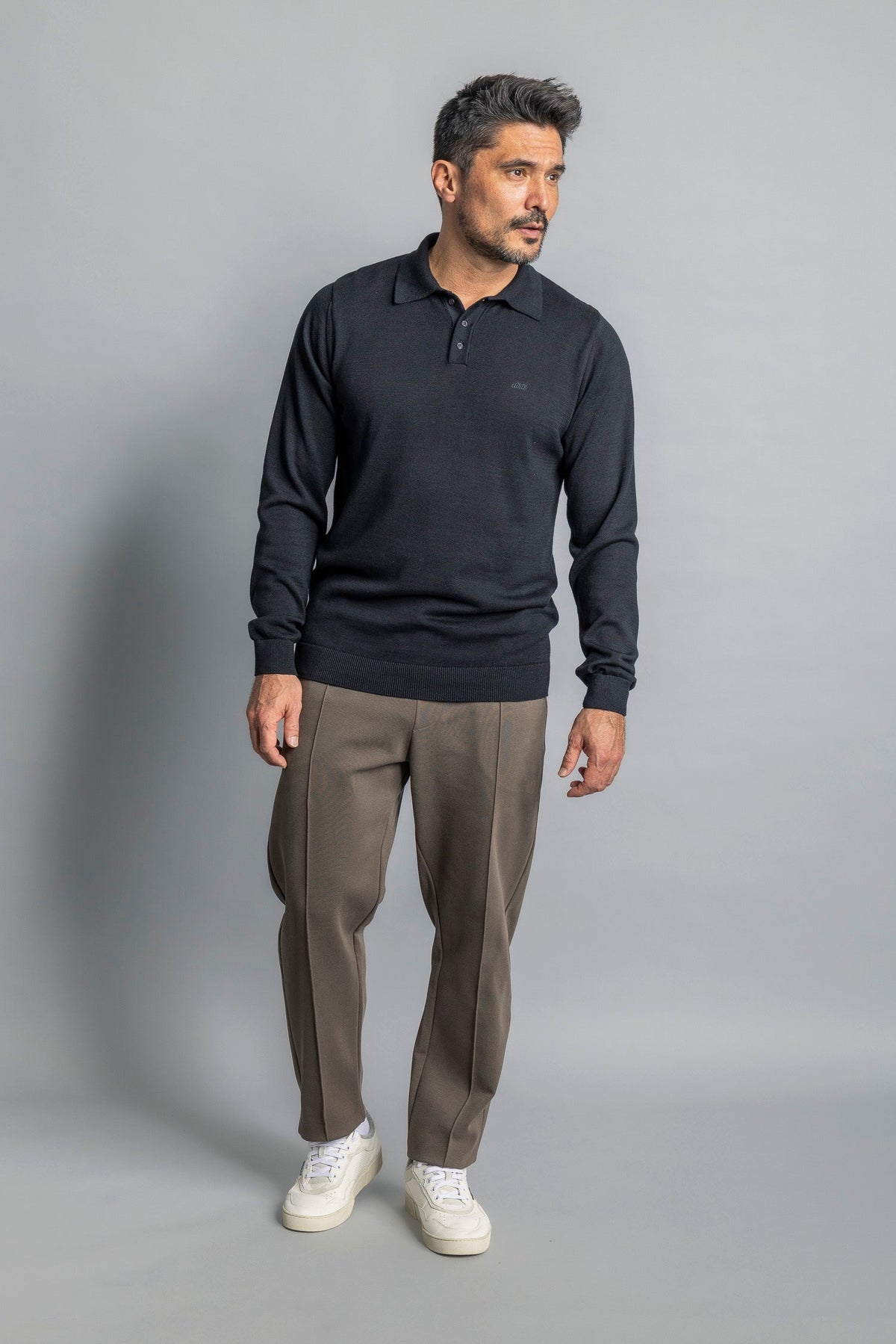 Knit Polo Longsleeve aus 100% Bio Baumwolle in schwarz von DIRTS