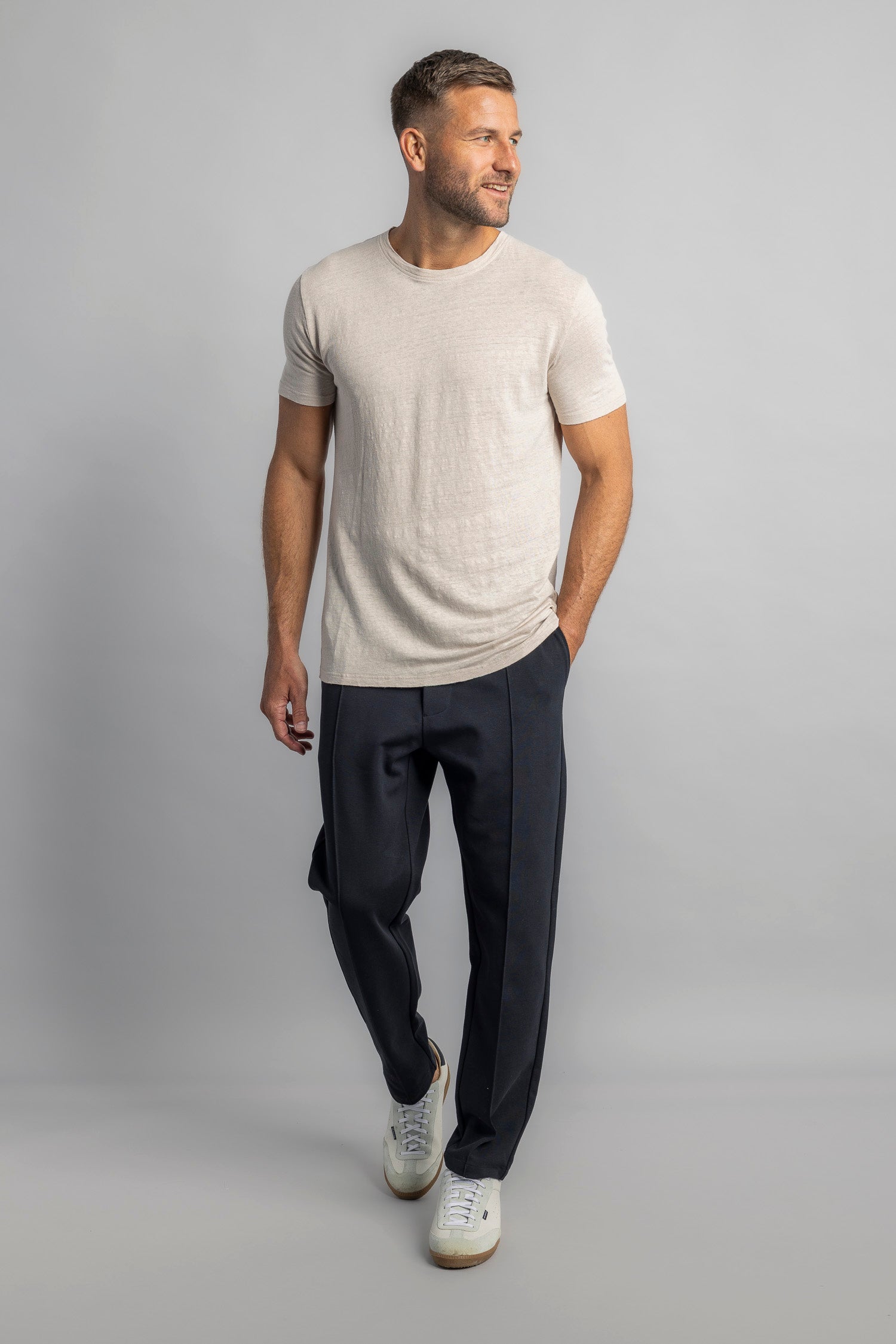 Leinen T-Shirt in mehreren Farben von Dirts
