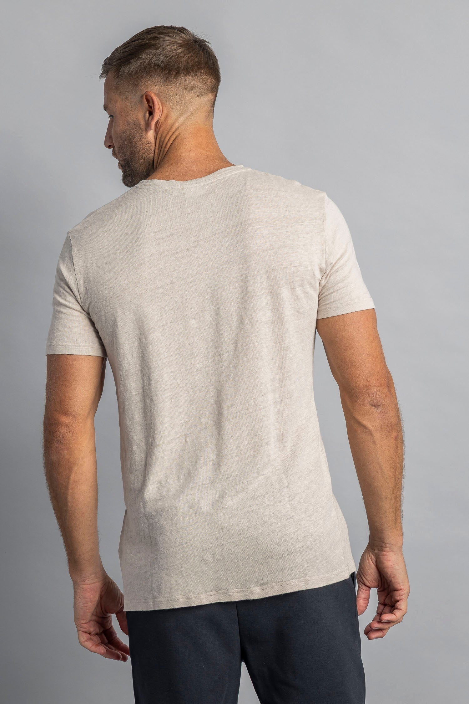 Leinen T-Shirt in mehreren Farben von Dirts