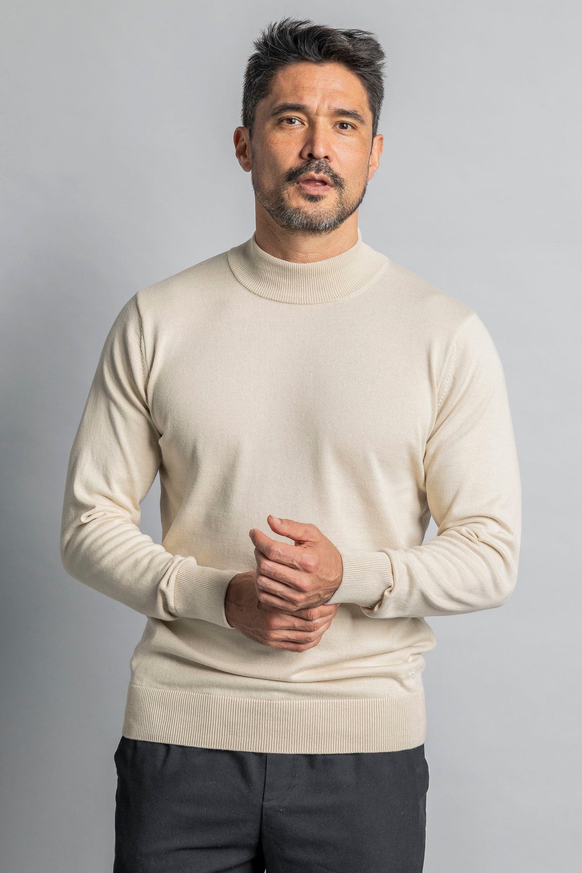 Strick Rollkragenpullover aus 100% Bio-Baumwolle von DIRTS