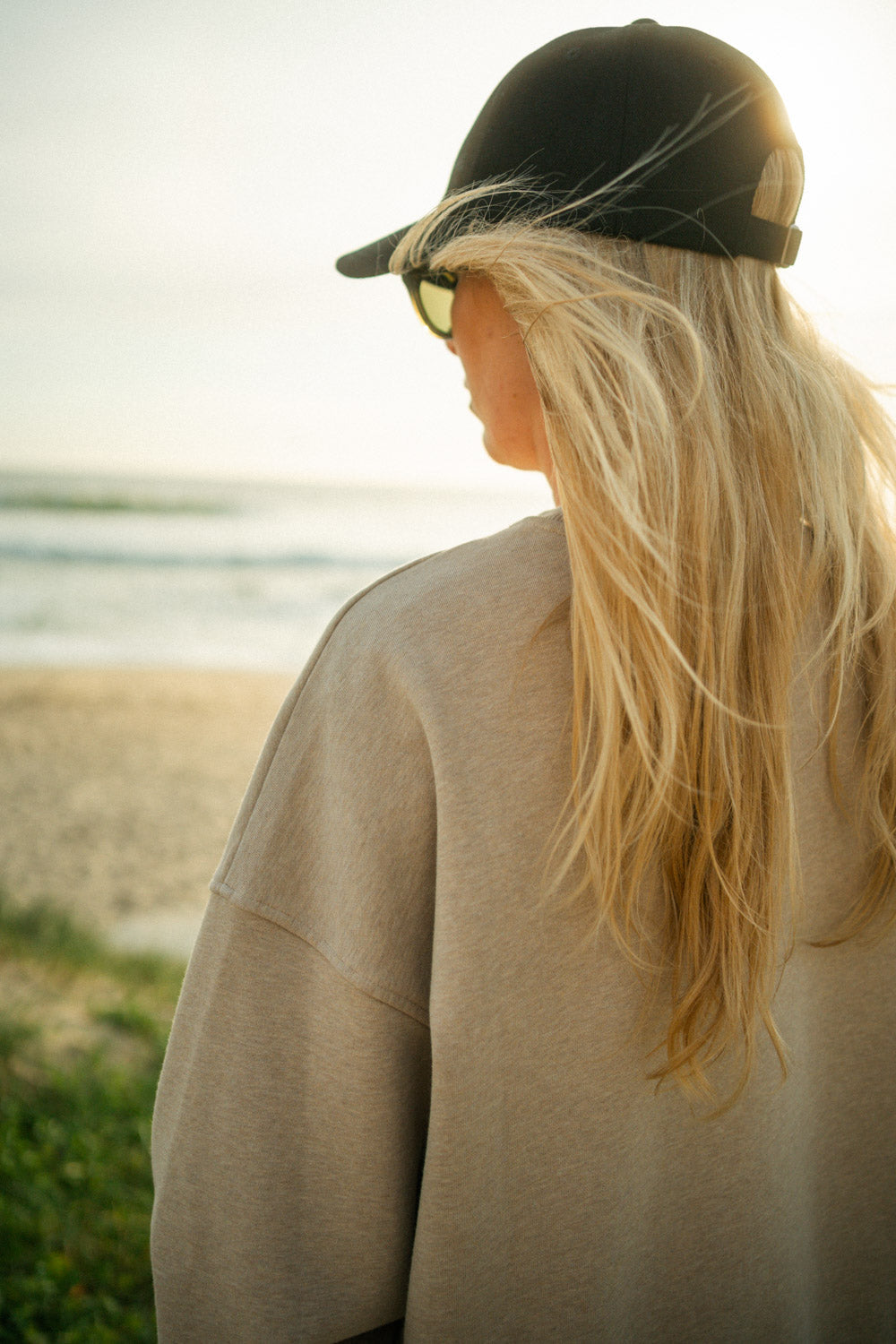 Beige oversized sweater made from 100% organic cotton by Dirts
