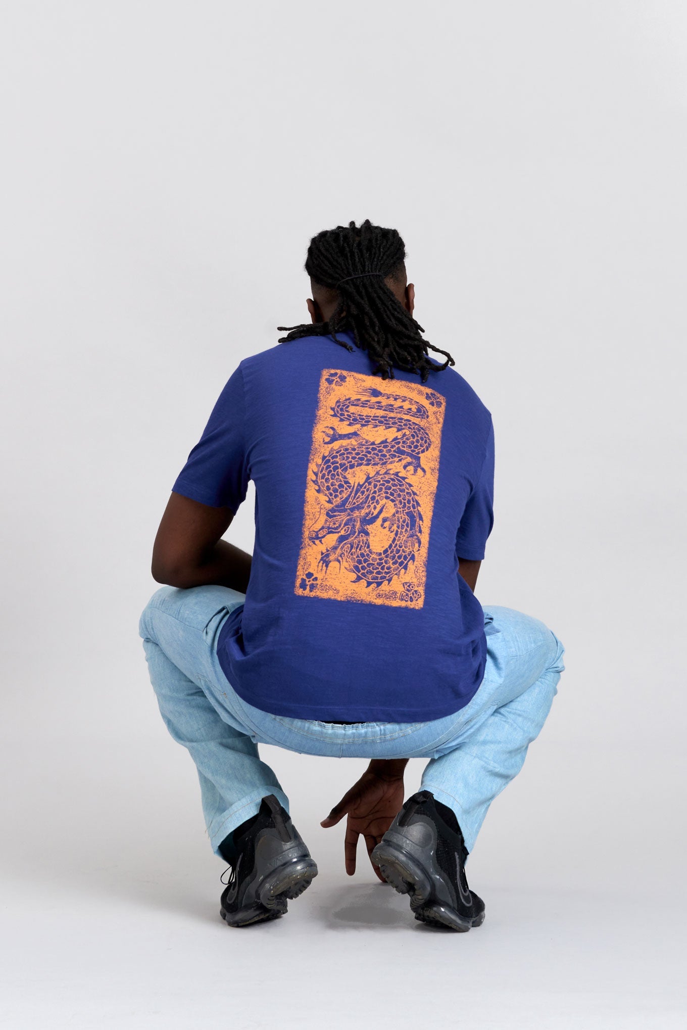 Marineblaues T-Shirt DRAGON aus 100% Bio-Baumwolle von Komodo