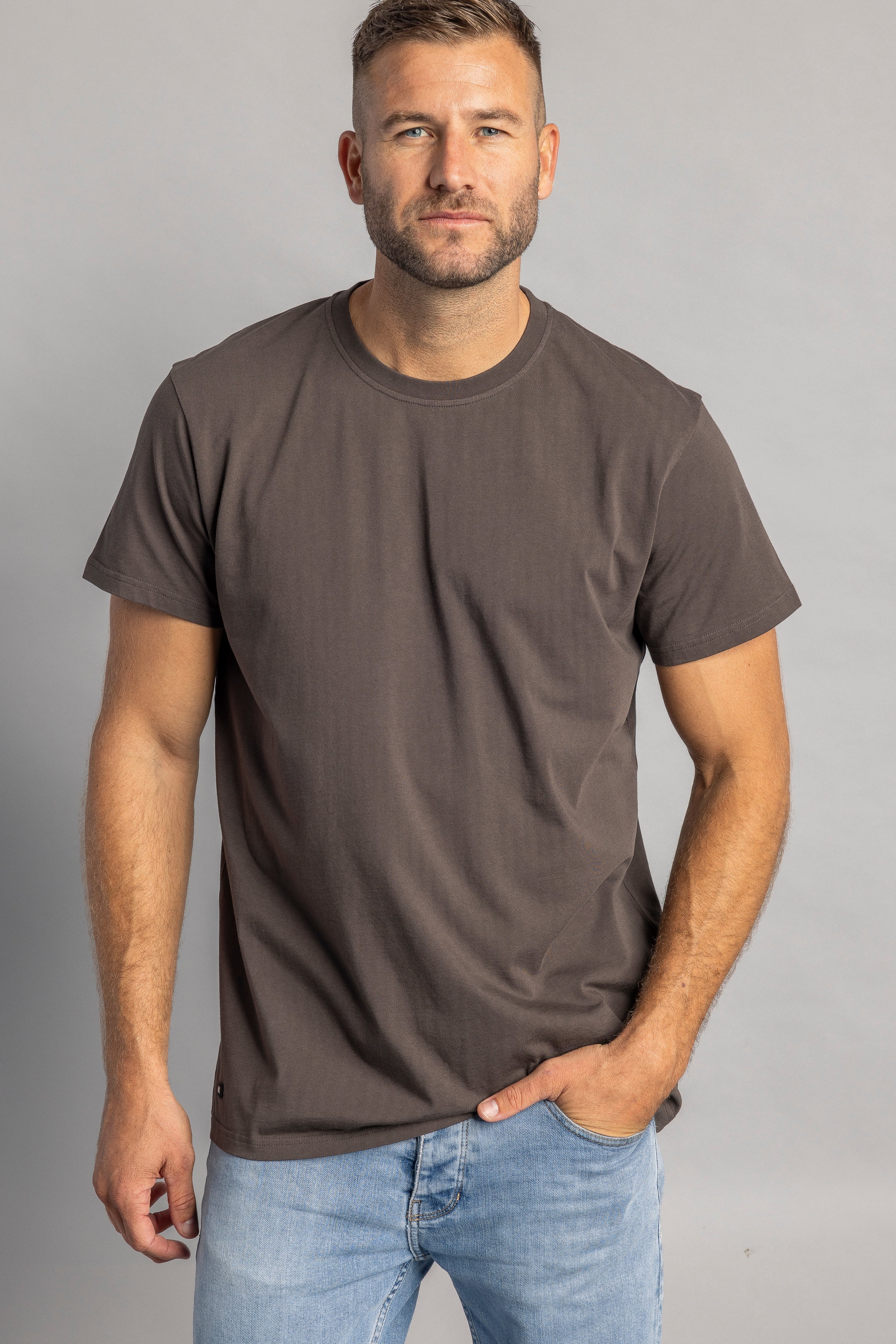 Premium Blank T-Shirt STANDARD