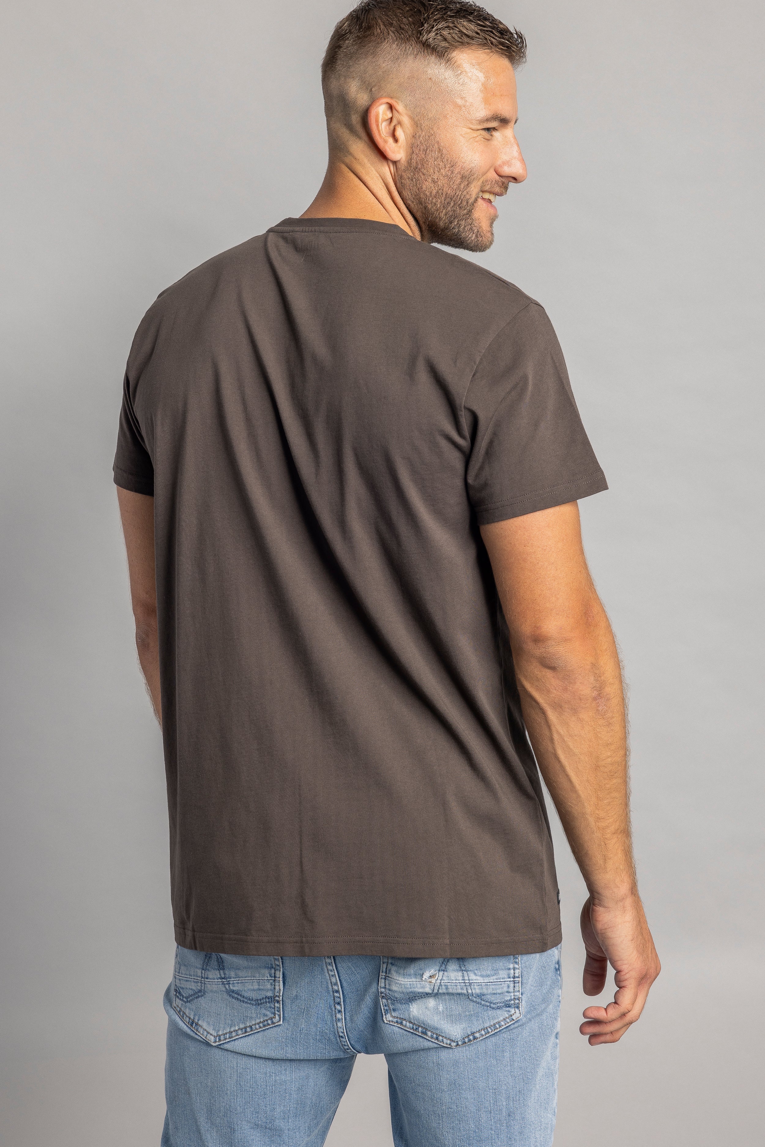 Premium Blank T-Shirt STANDARD