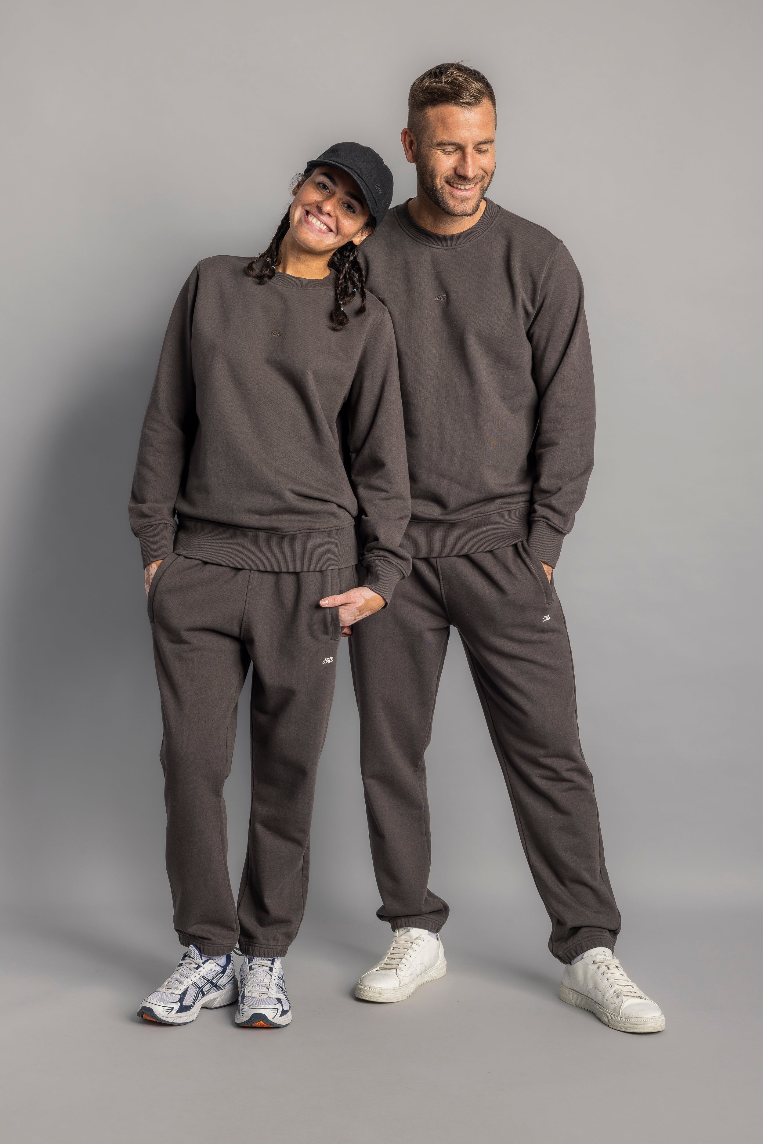 Logo crewneck unisex